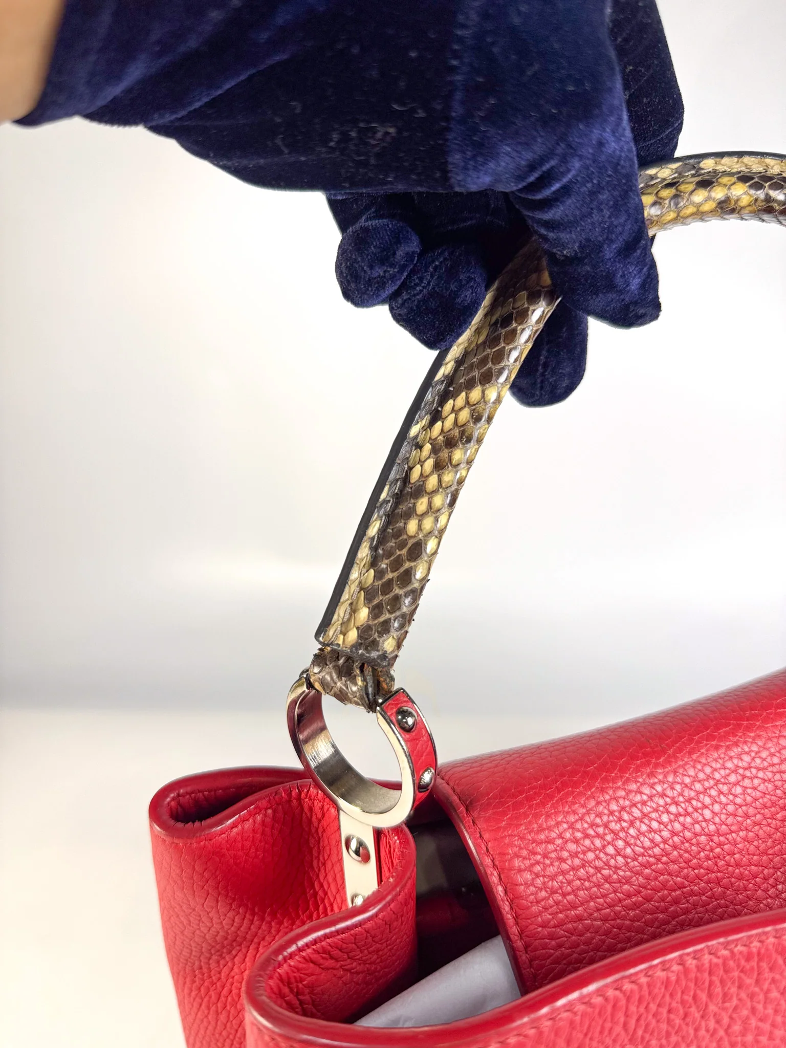 Louis Vuitton Capucines GM Red Python Handle Taurillon Clemence Leather Handbag (Date Code: MI1185) - Image 24