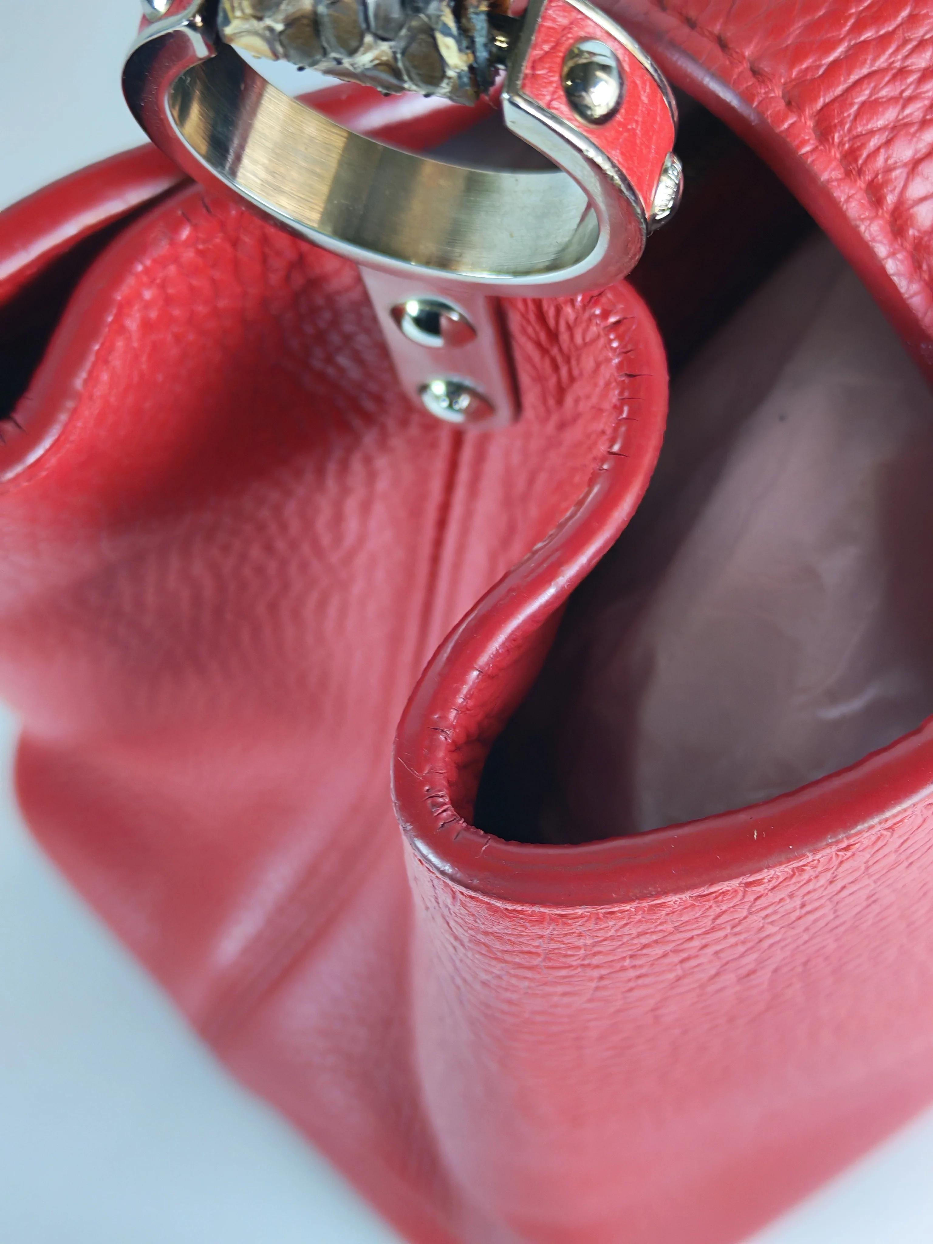 Louis Vuitton Capucines GM Red Python Handle Taurillon Clemence Leather Handbag (Date Code: MI1185) - Image 37