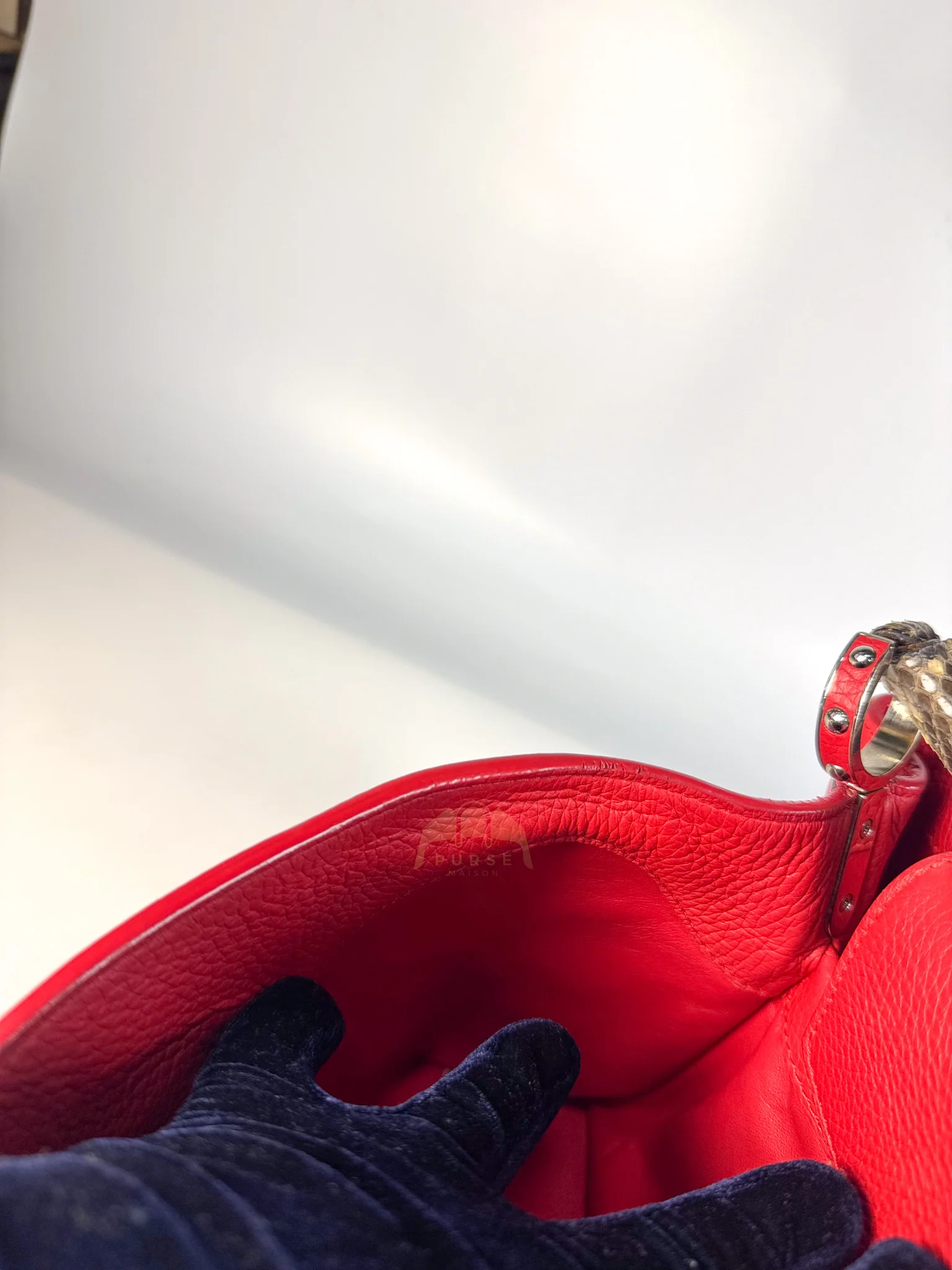 Louis Vuitton Capucines GM Red Python Handle Taurillon Clemence Leather Handbag (Date Code: MI1185) - Image 44