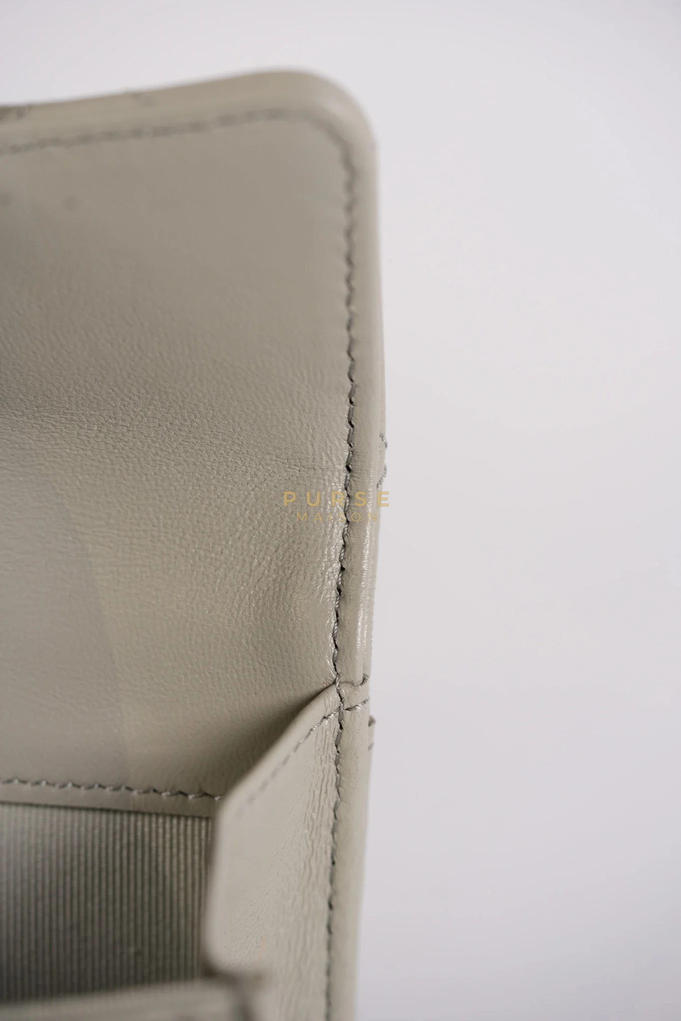 Chanel Flap Card Holder in Gray Lambskin Leather and Light Gold Hardware Series  31 - Image 22