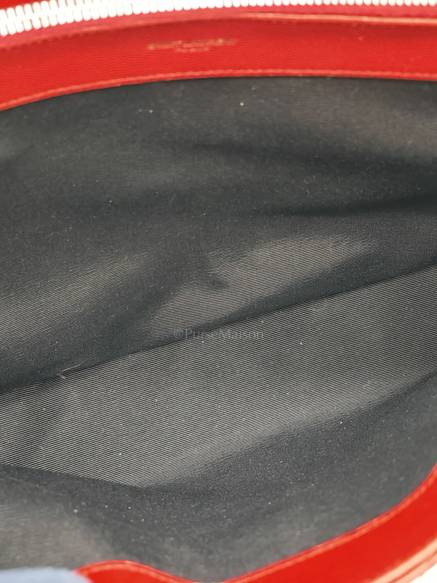 Yves Saint Laurent Cassandre Tote in Red Chevron Grained Calfskin Leather Tote Bag - Image 29
