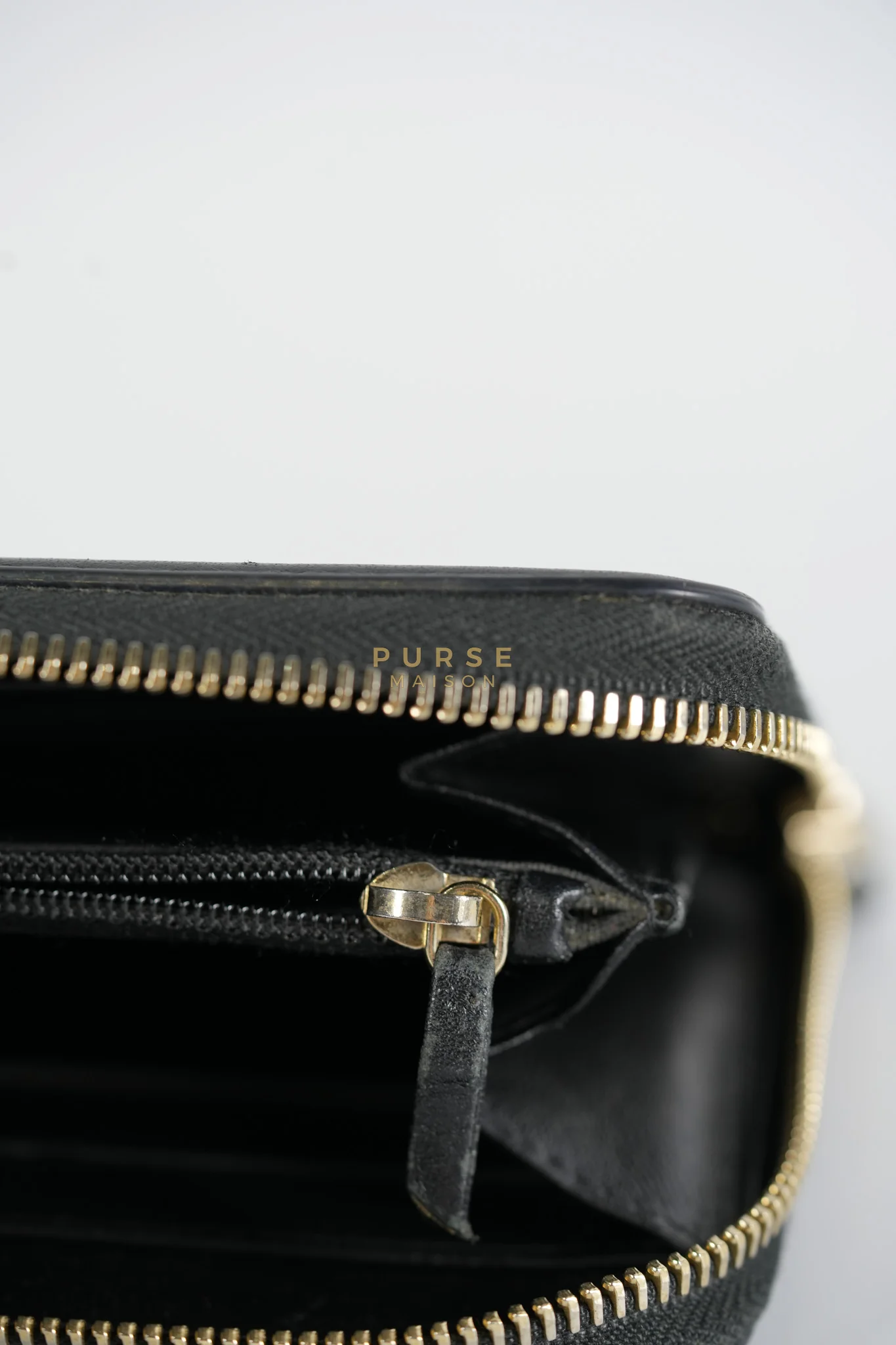 Chanel CC Filigree Long Wallet in Black Caviar Leather & Light Gold Hardware Series 26 - Image 31