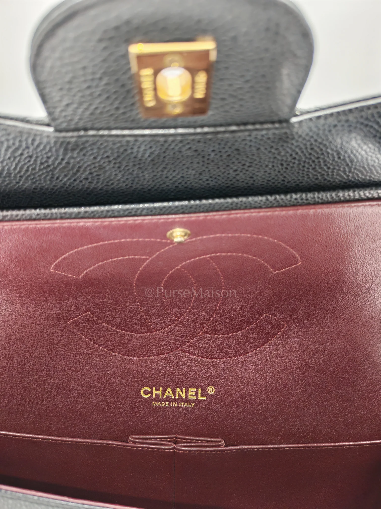 Chanel Classic Double Flap Jumbo in Black Caviar Leather and Gold Hardware Series 14 - Image 21