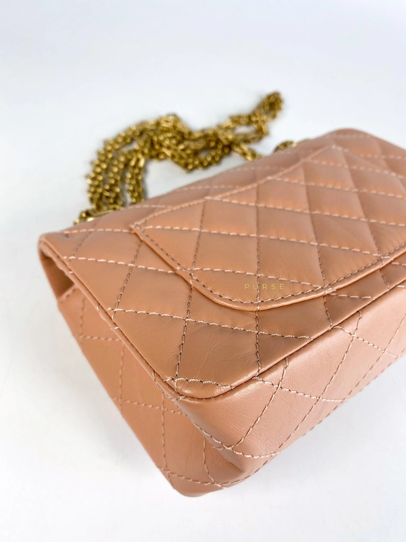 Chanel Chanel 2.55 Mini Reissue Salmon distressed calfskin & Aged Gold Hardware (Microchip) - Image 10