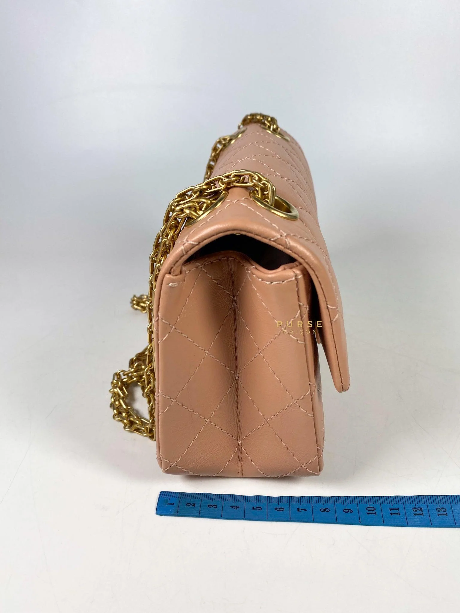 Chanel Chanel 2.55 Mini Reissue Salmon distressed calfskin & Aged Gold Hardware (Microchip) - Image 22