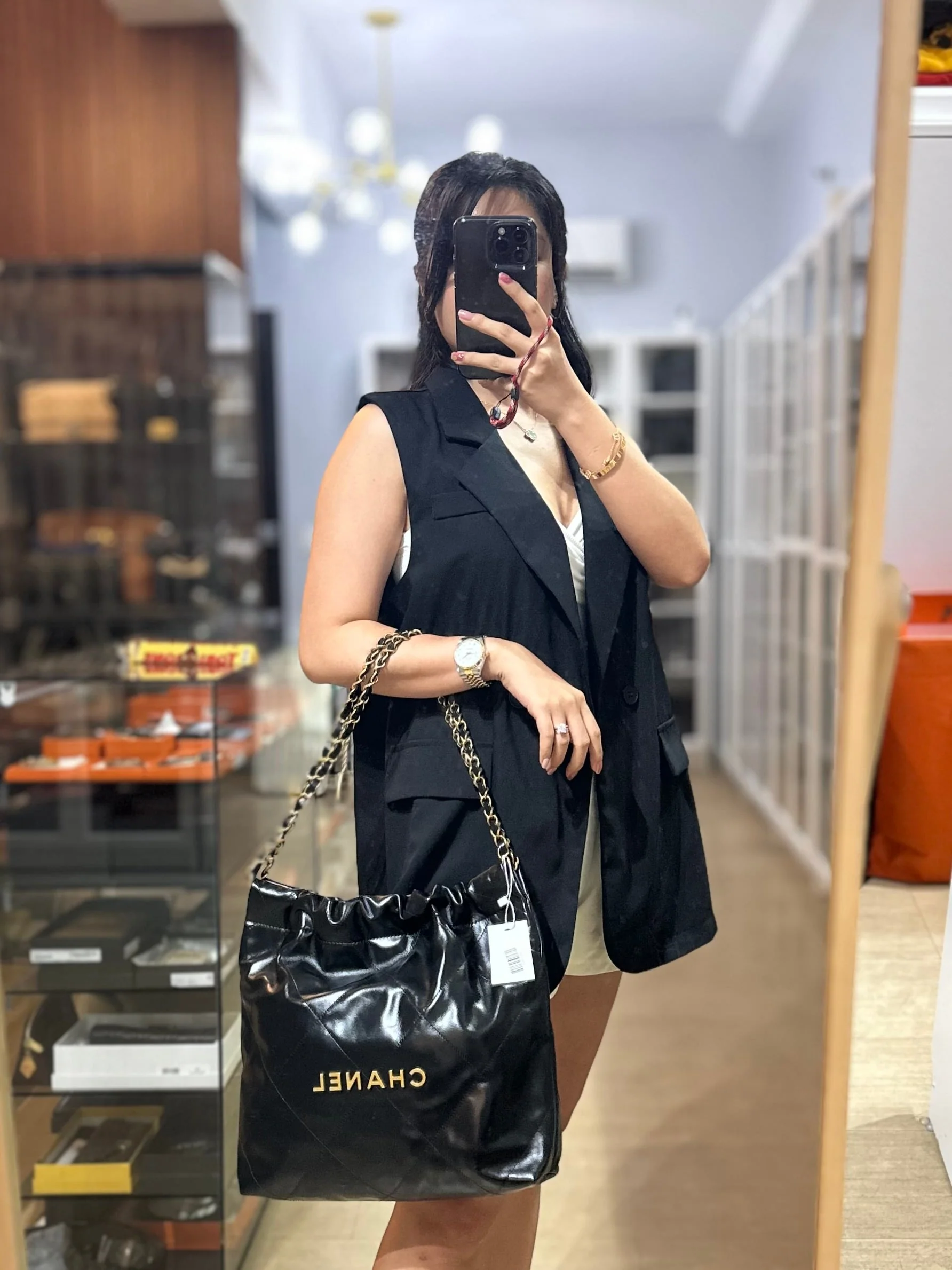 Chanel 22 Small in Black Quilted Shiny Calfskin Leather and Aged Gold Hardware (Microchip) - Image 29