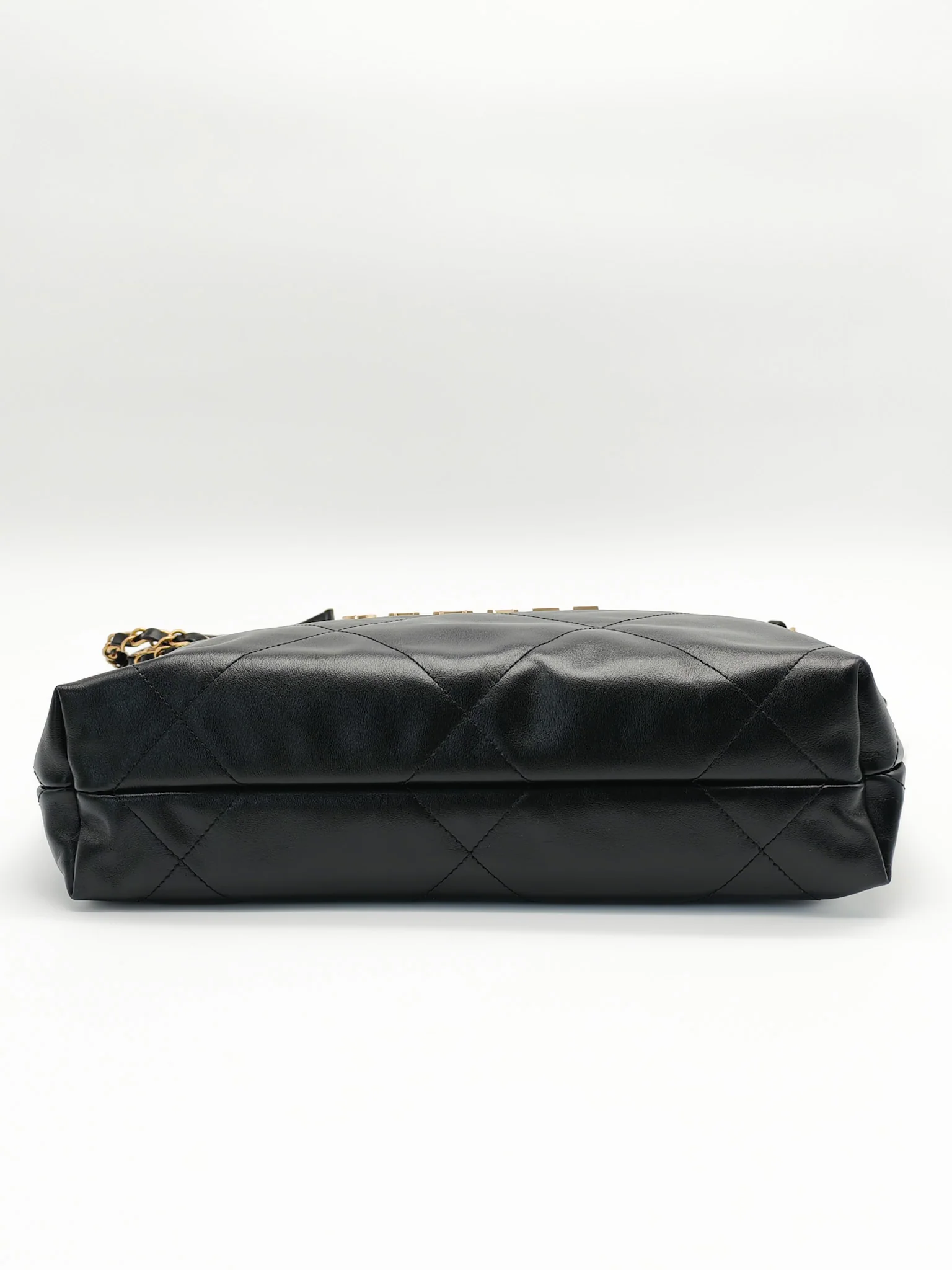 Chanel 22 Small in Black Quilted Shiny Calfskin Leather and Aged Gold Hardware (Microchip) - Image 7