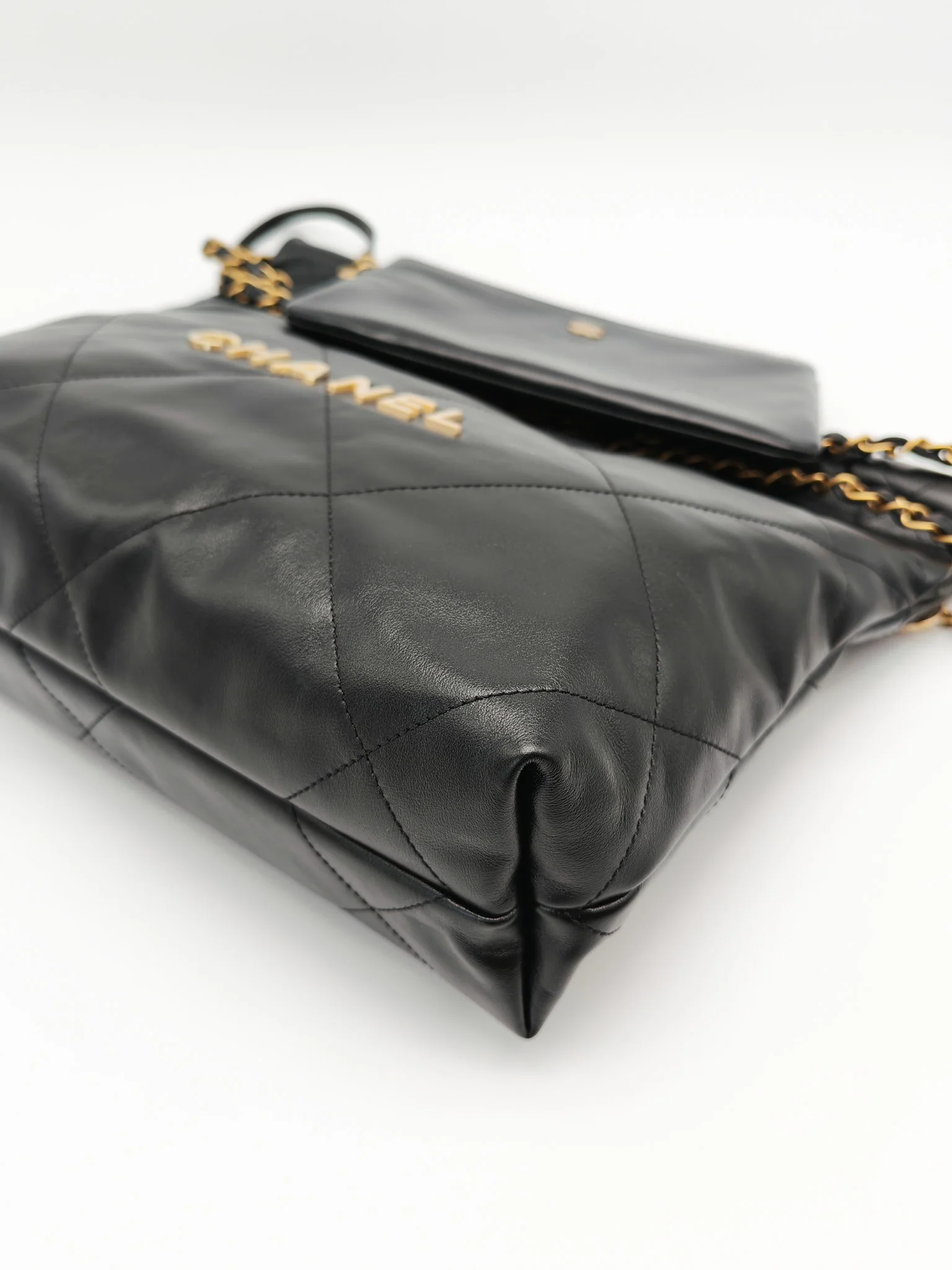 Chanel 22 Small in Black Quilted Shiny Calfskin Leather and Aged Gold Hardware (Microchip) - Image 8