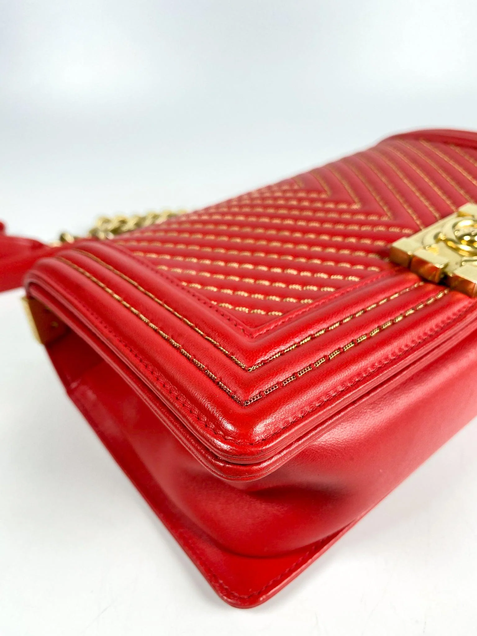 Chanel Chanel Boy Red Studded Chevron Old Medium Limited Edition Calfskin Series 23 - Image 10