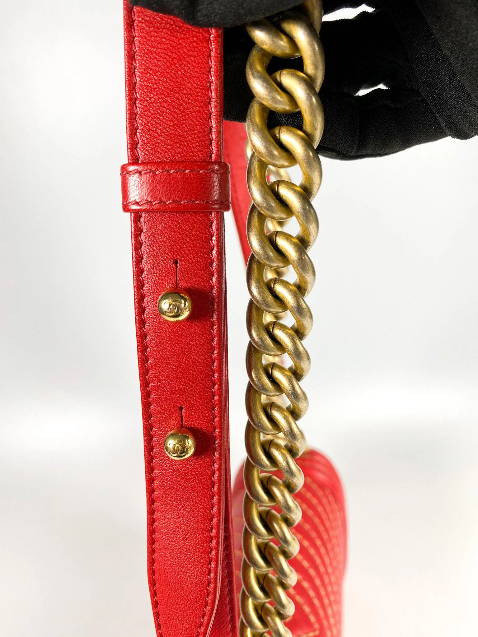Chanel Chanel Boy Red Studded Chevron Old Medium Limited Edition Calfskin Series 23 - Image 17
