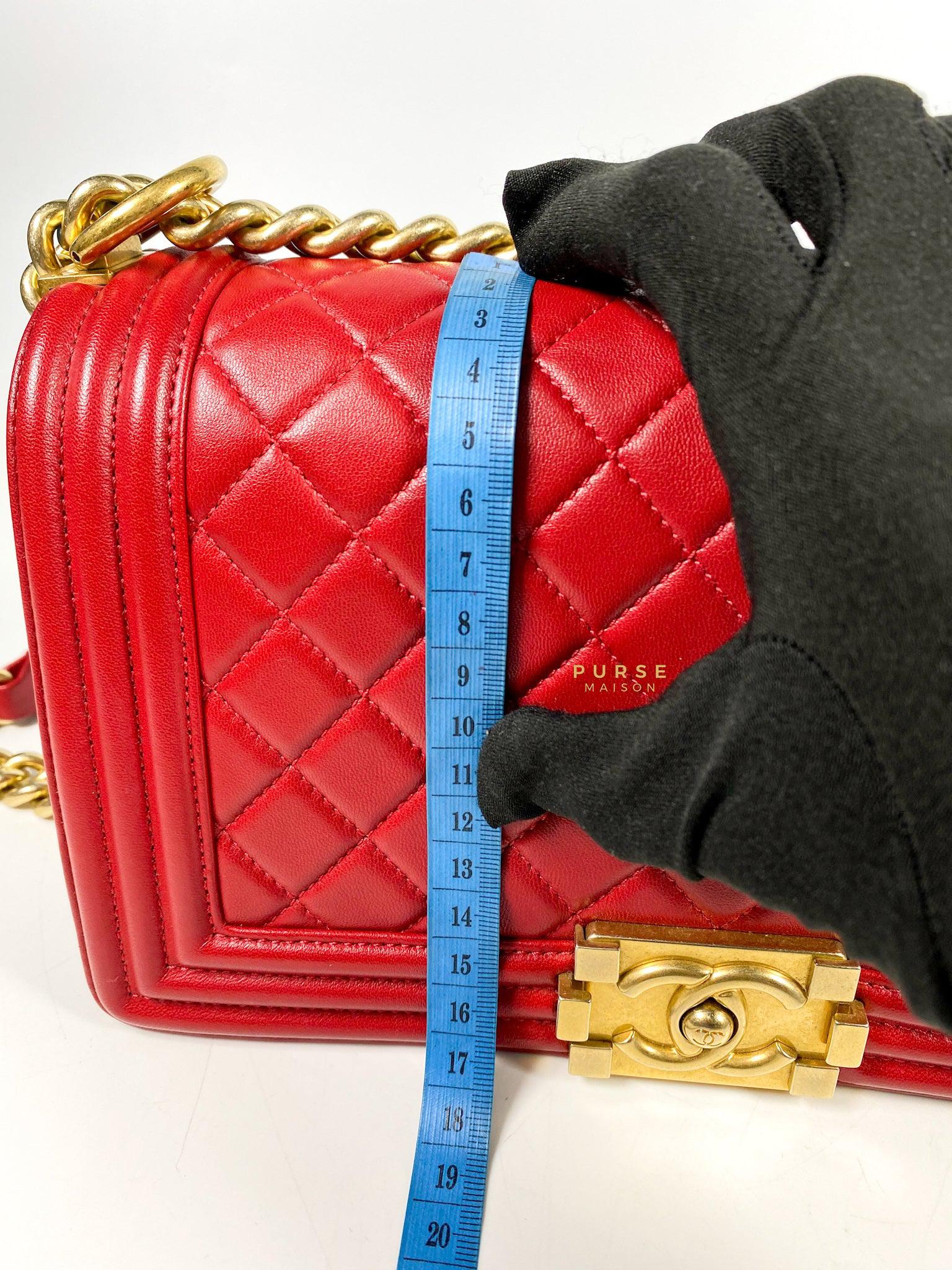 Chanel Chanel Boy Red Old Medium in Lambskin and Aged Gold Hardware Series 23 - Image 34