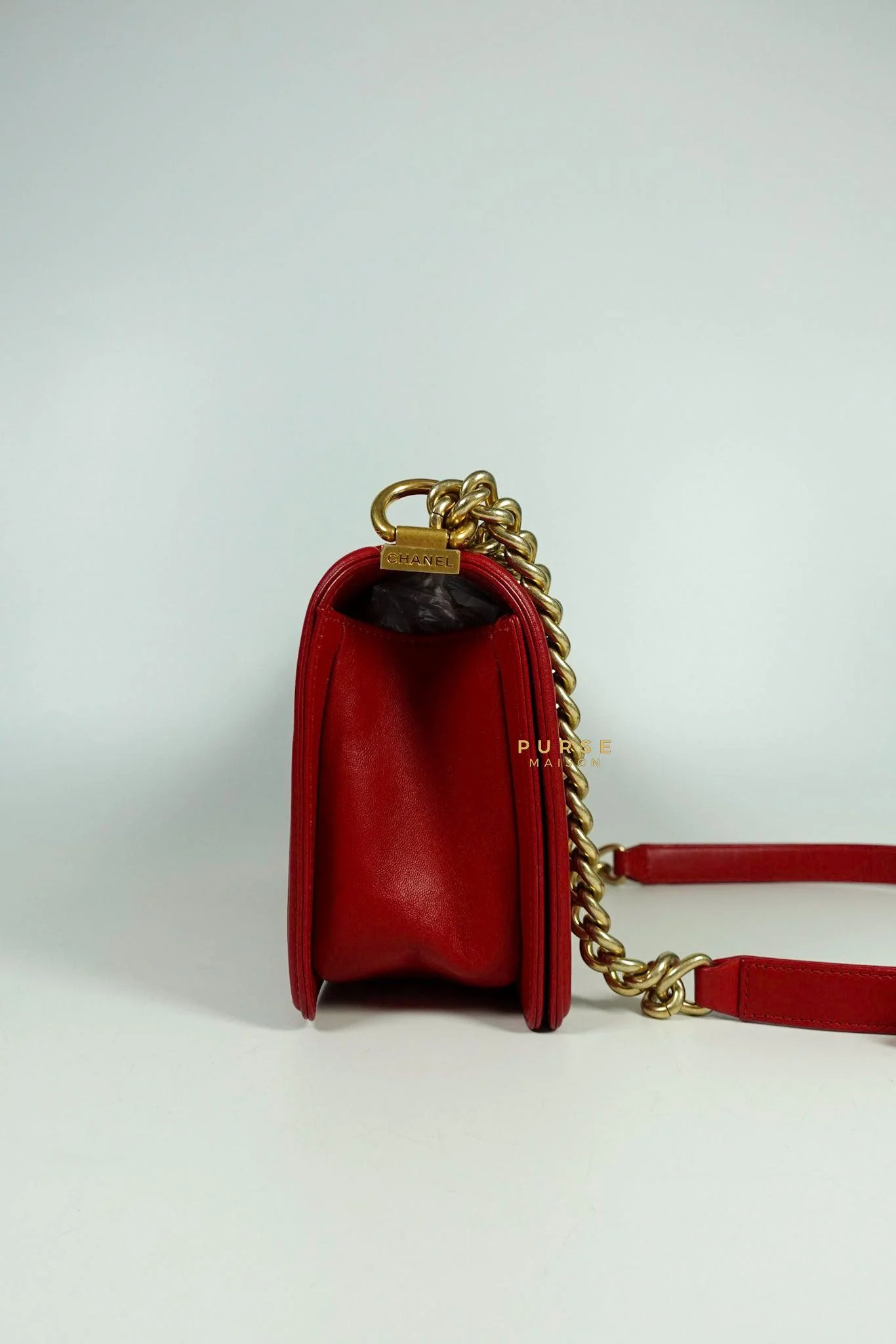 Chanel Chanel Boy Red Old Medium in Lambskin and Aged Gold Hardware Series 23 - Image 5