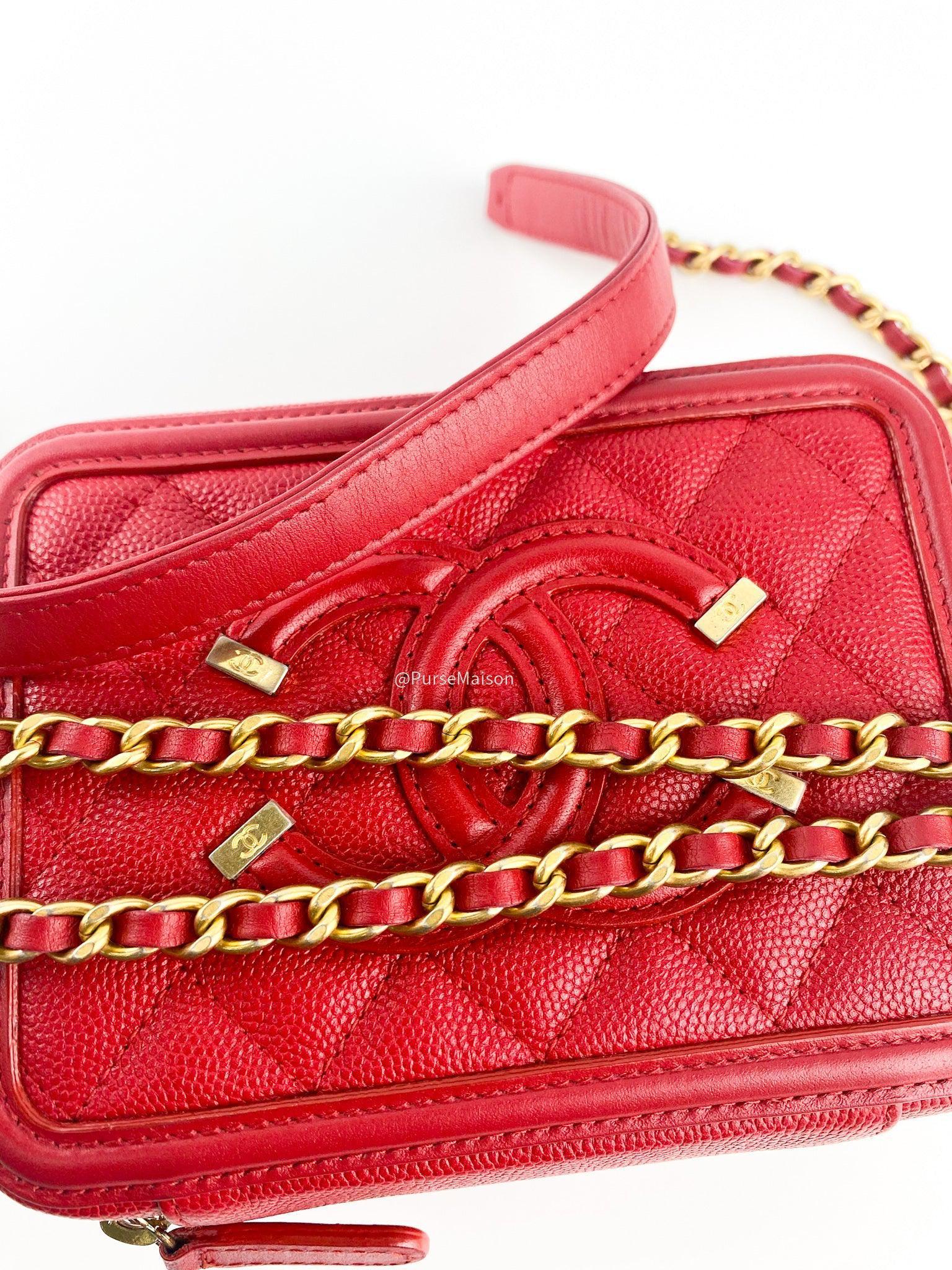 Chanel Chanel Filigree Vanity Clutch Quilted Caviar and Aged gold hardware series 25 (year 2018) - Image 17
