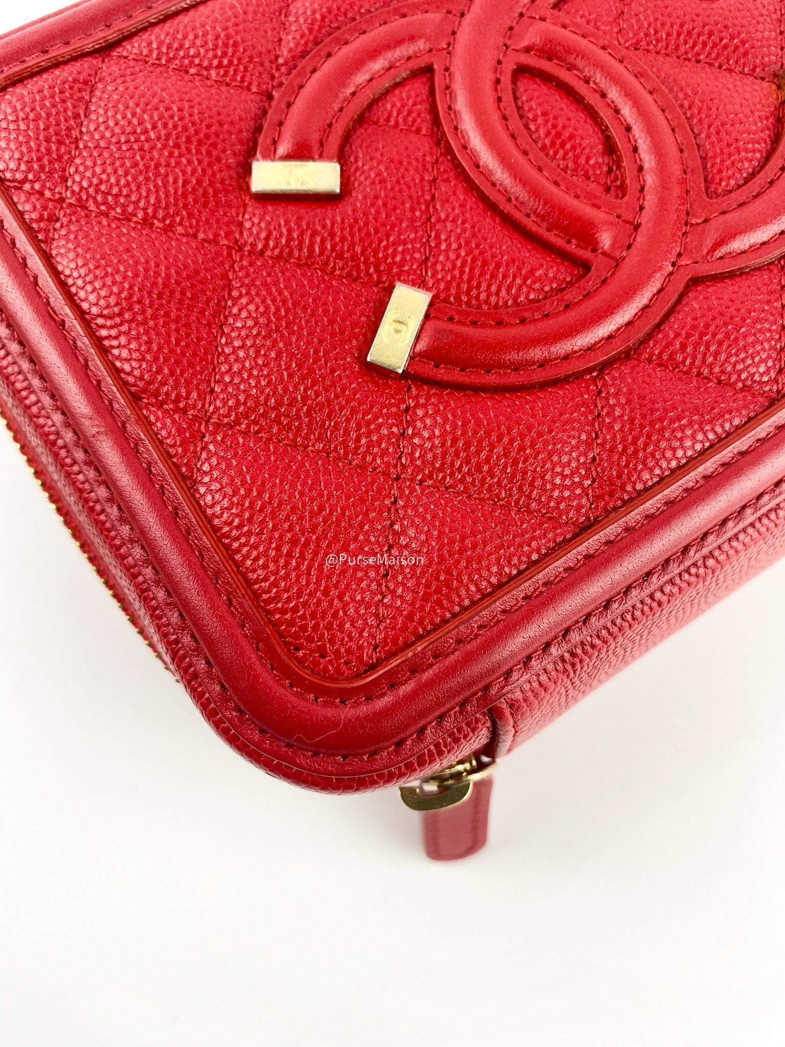 Chanel Chanel Filigree Vanity Clutch Quilted Caviar and Aged gold hardware series 25 (year 2018) - Image 9