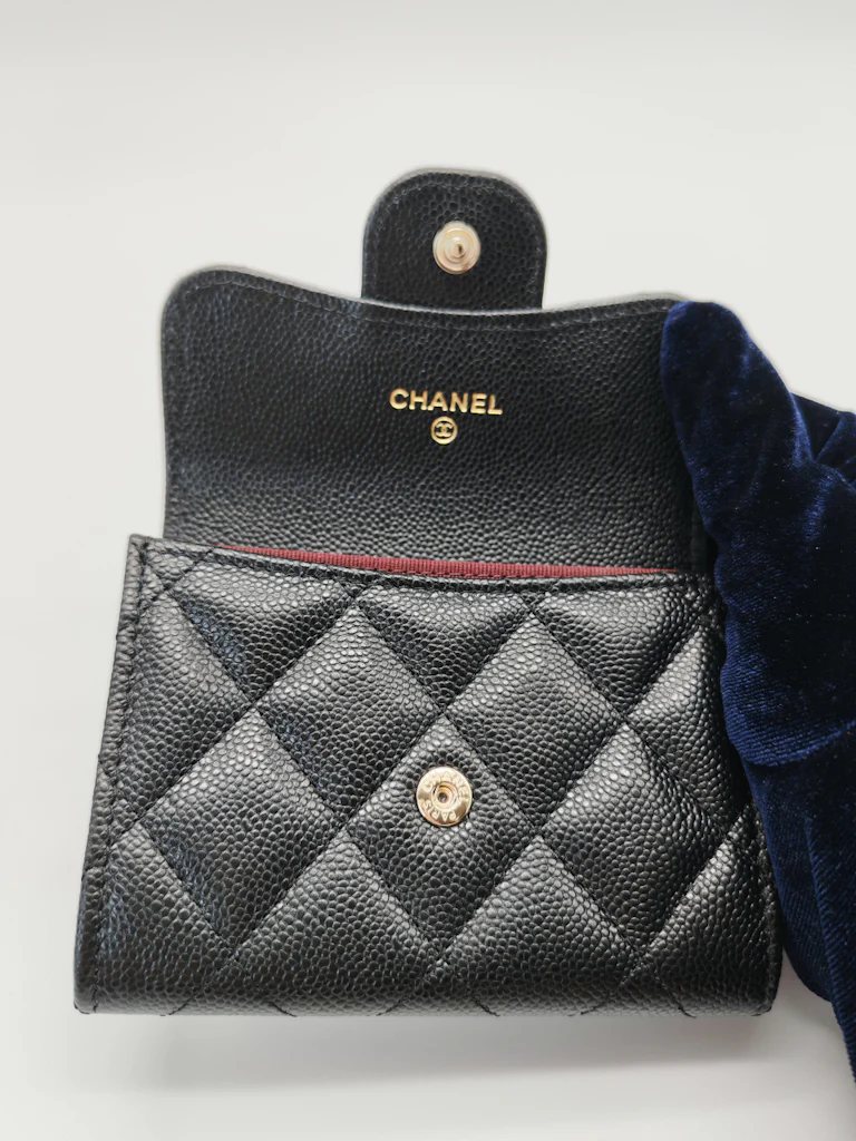 Chanel Classic Flap Card Holder Double Compartment in Black Quilted Caviar Leather and Silver Hardware (Microchip) - Image 13