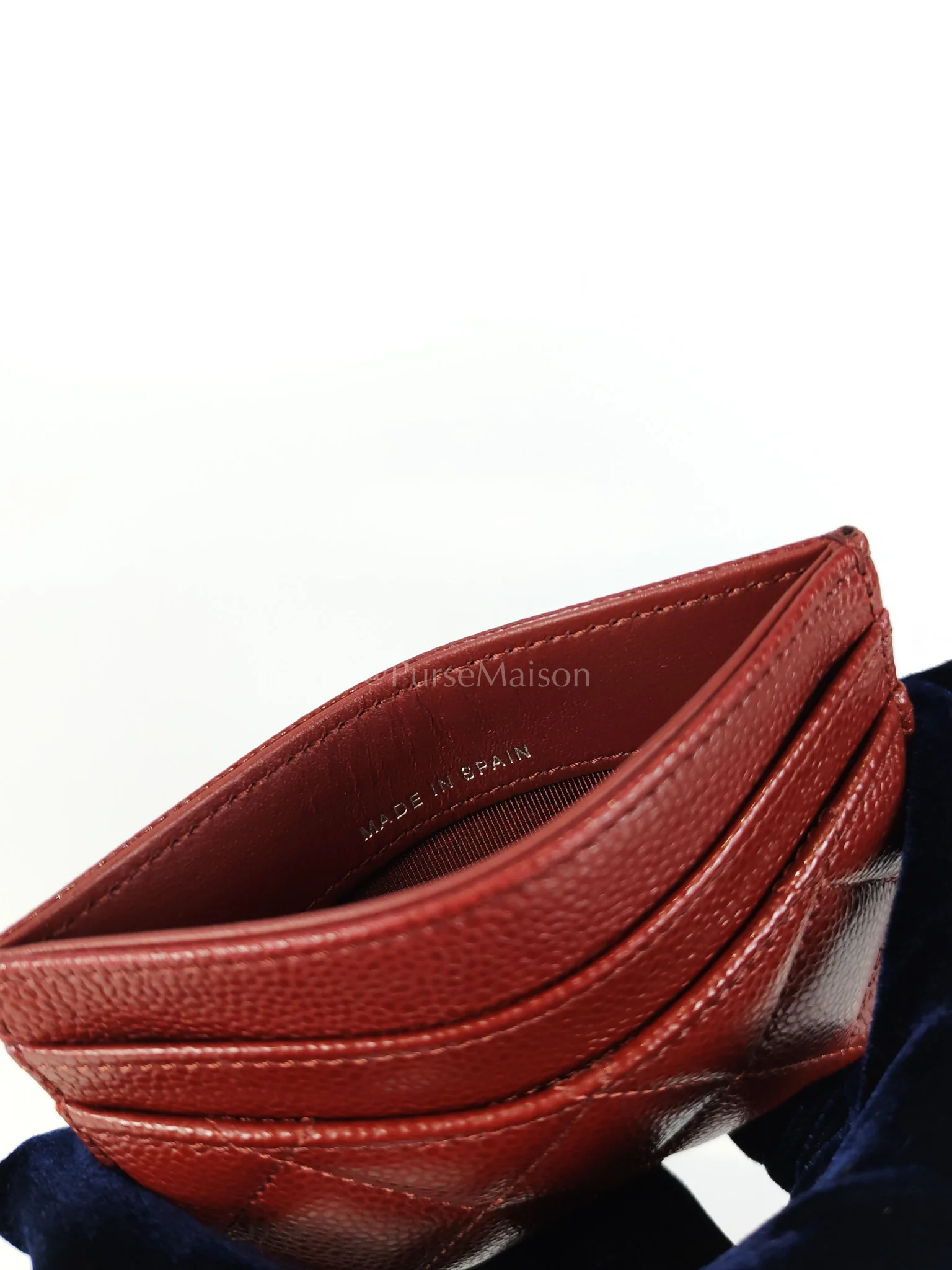 Chanel Classic Flat Card Holder in Burgundy Caviar Leather Silver Hardware (Series 30) - Image 17