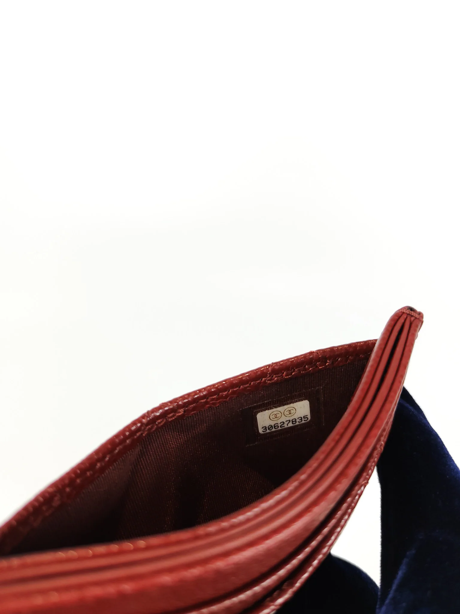 Chanel Classic Flat Card Holder in Burgundy Caviar Leather Silver Hardware (Series 30) - Image 18