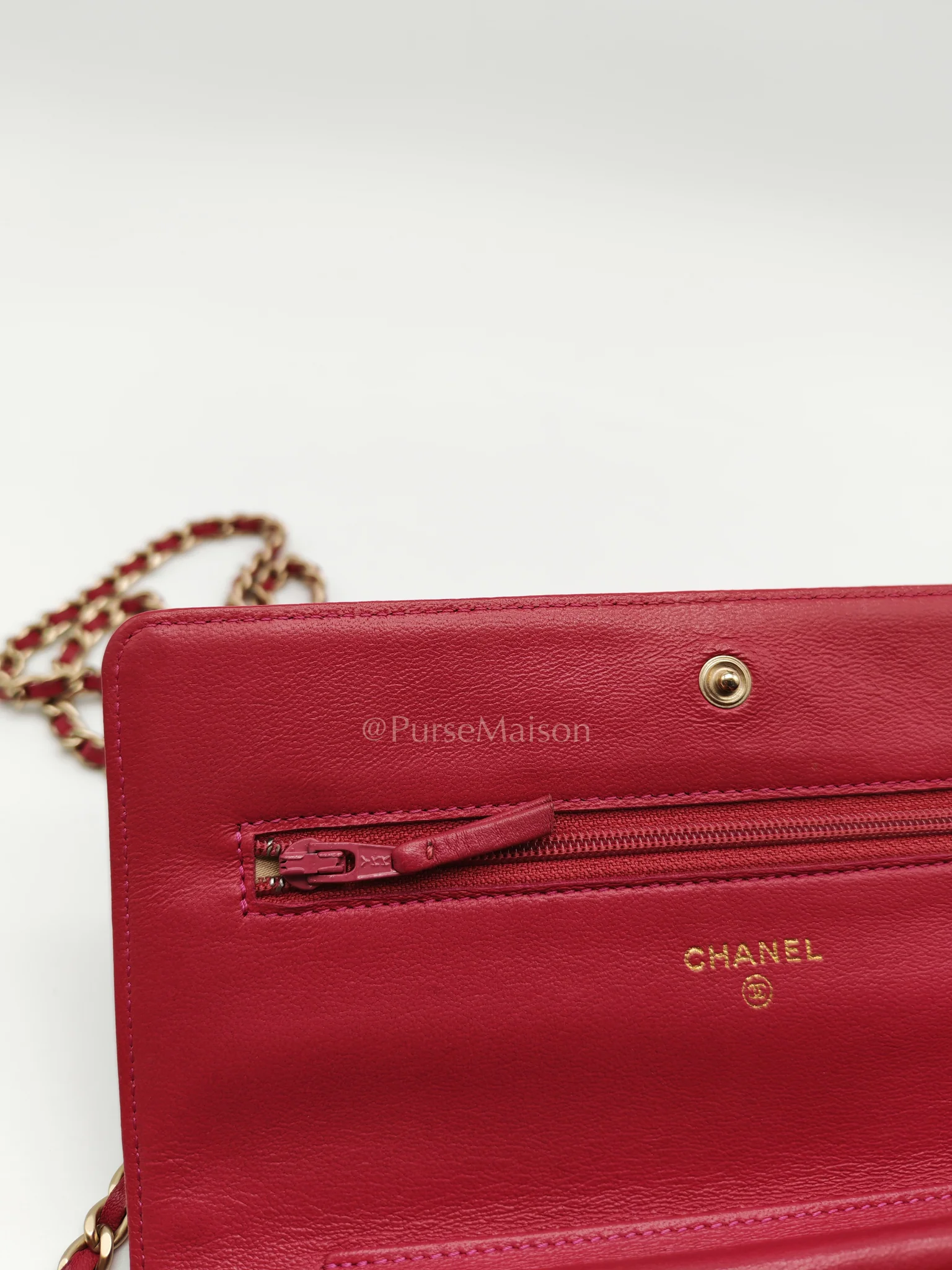 Chanel Wallet On Chain (WOC) Camellia Flap Fuchsia Calfskin and Aged Gold Hardware Series 16 - Image 19