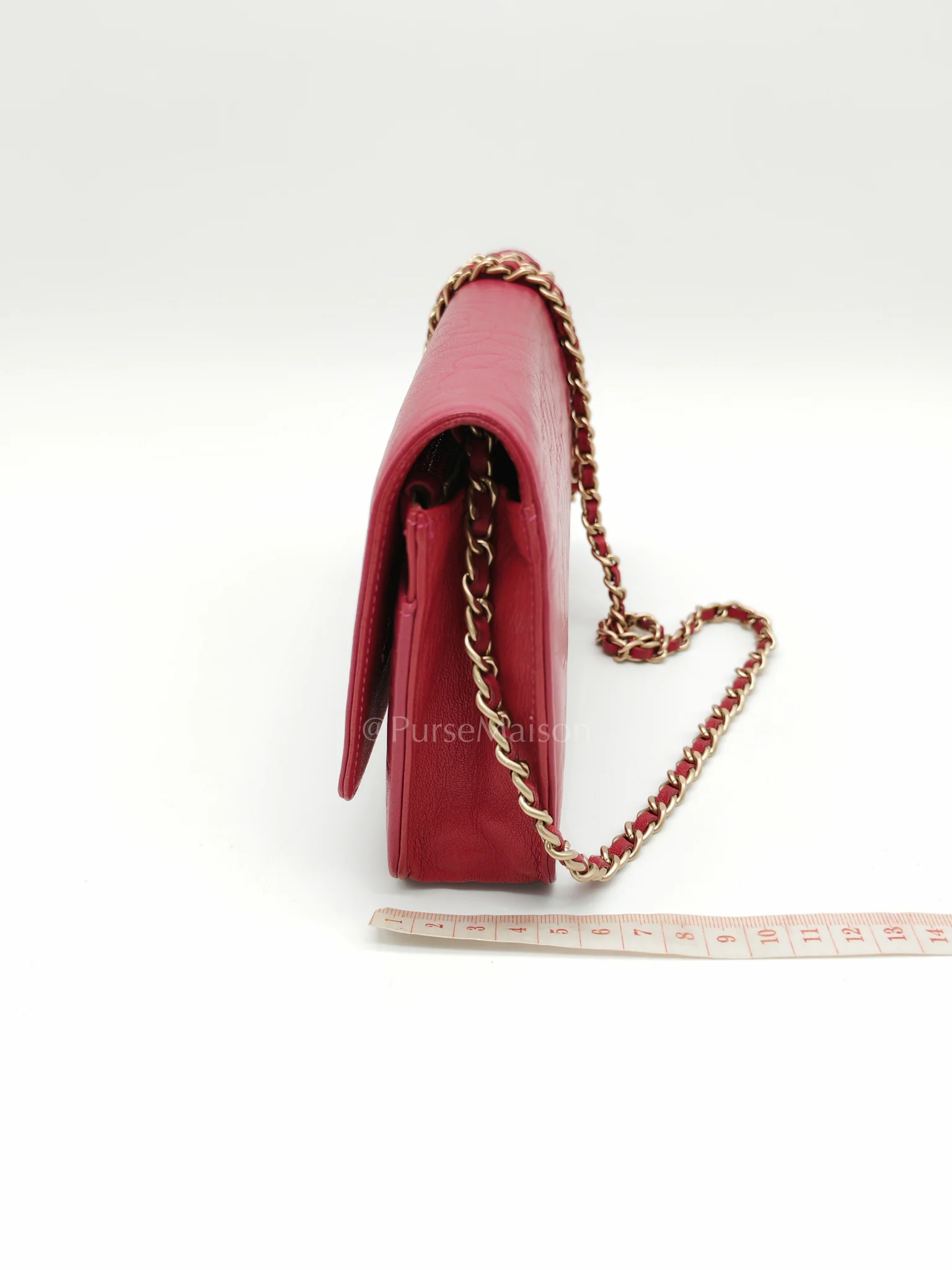 Chanel Wallet On Chain (WOC) Camellia Flap Fuchsia Calfskin and Aged Gold Hardware Series 16 - Image 29