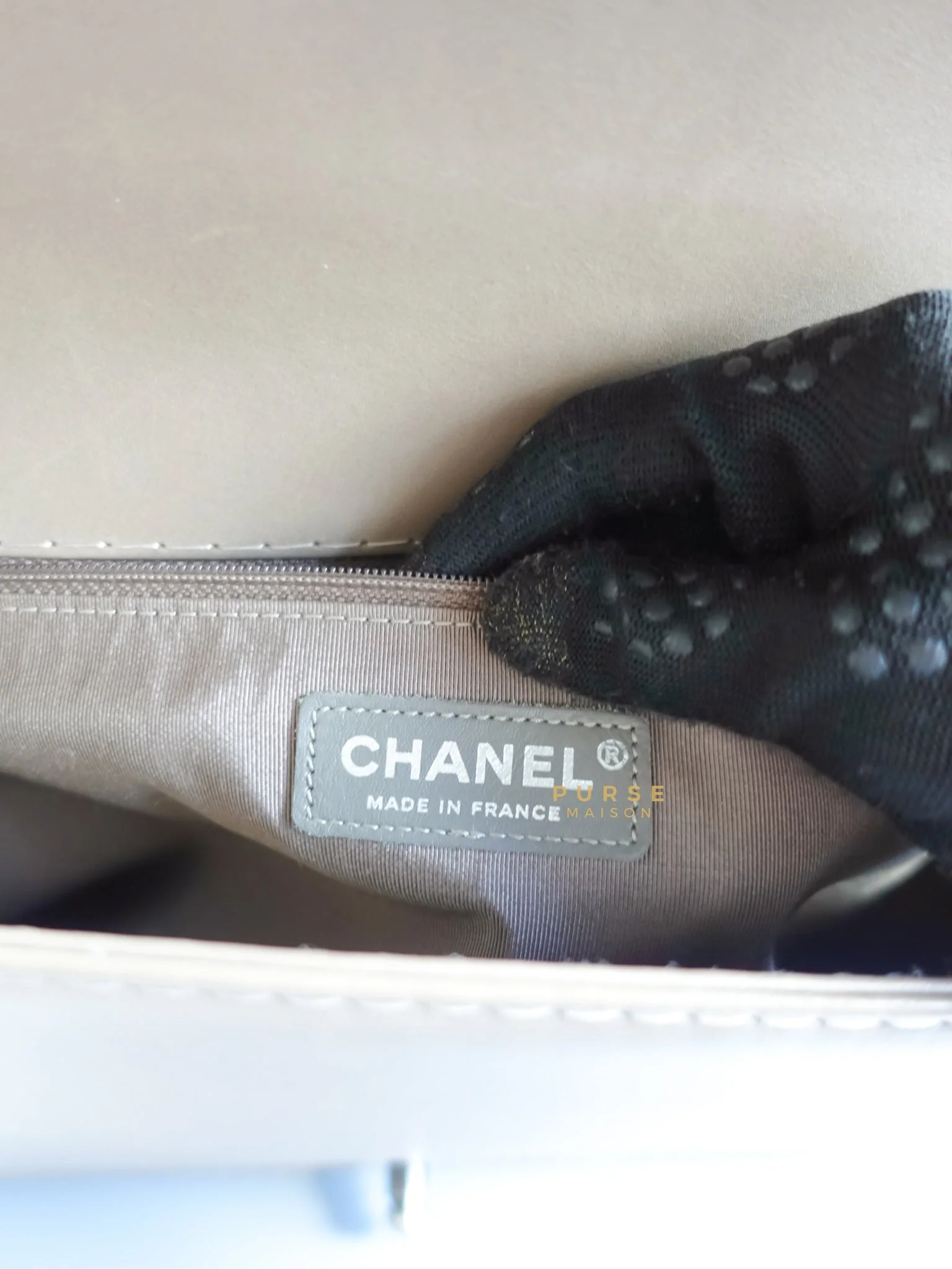 Chanel Le Boy Taupe Large Calfskin Leather and Ruthenium Hardware (Series 18) - Image 11