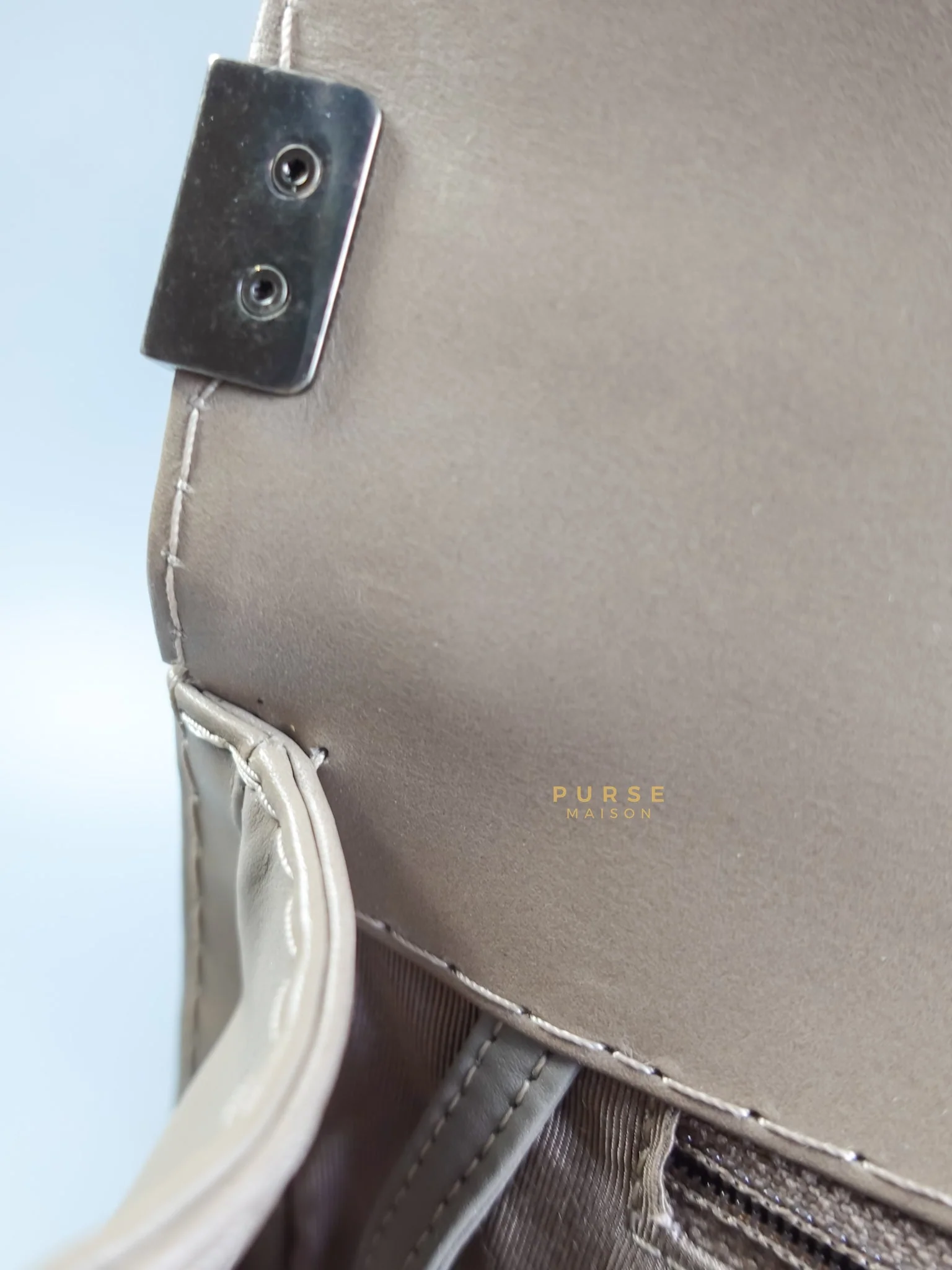 Chanel Le Boy Taupe Large Calfskin Leather and Ruthenium Hardware (Series 18) - Image 15