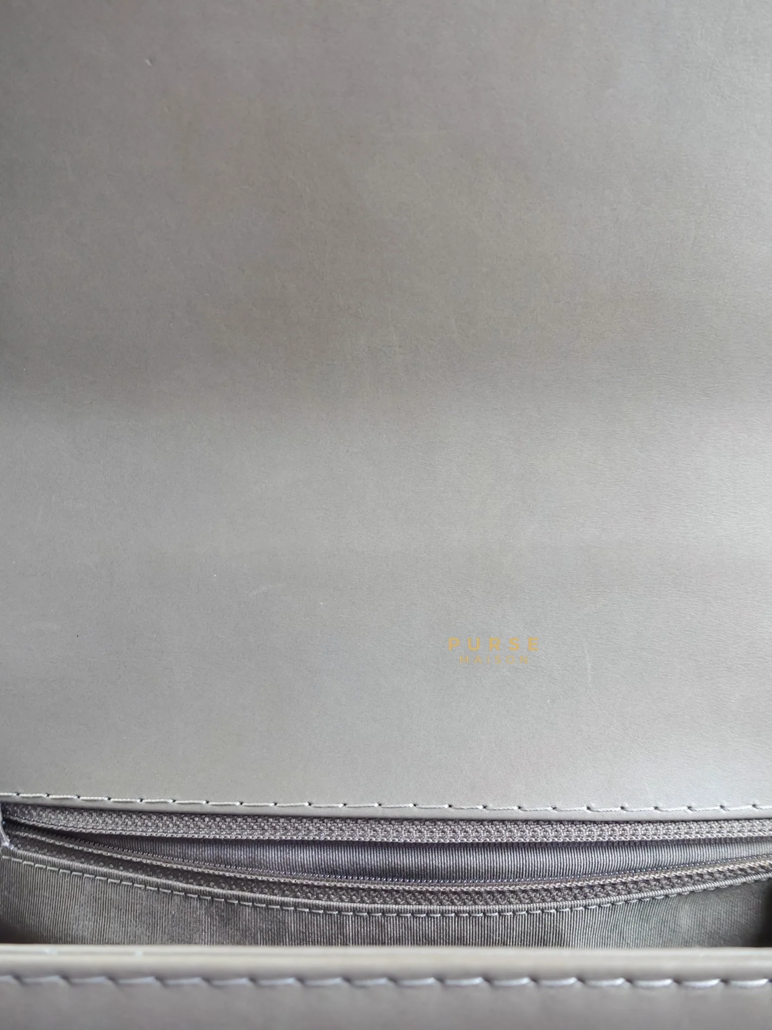Chanel Le Boy Taupe Large Calfskin Leather and Ruthenium Hardware (Series 18) - Image 18