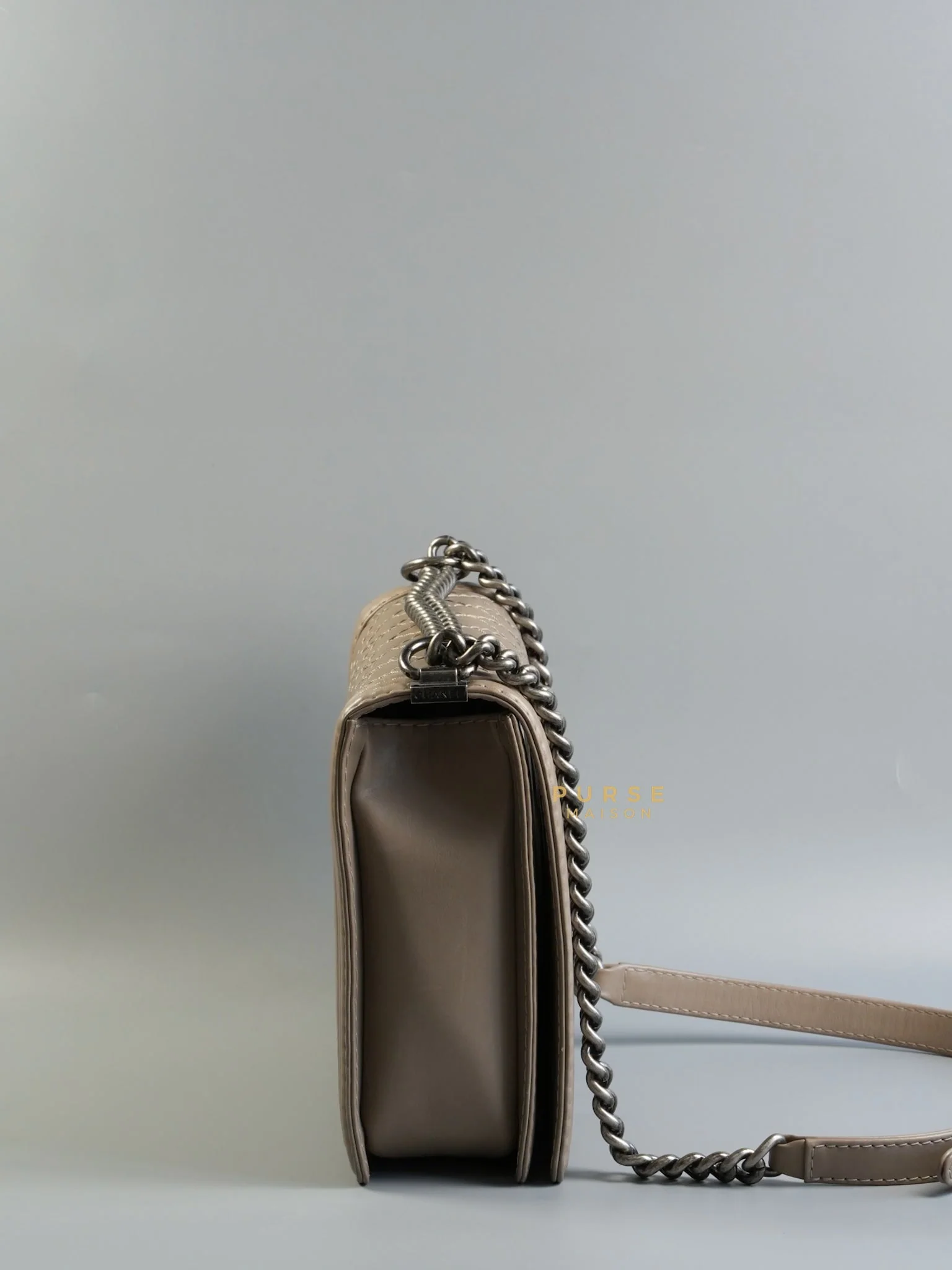 Chanel Le Boy Taupe Large Calfskin Leather and Ruthenium Hardware (Series 18) - Image 4