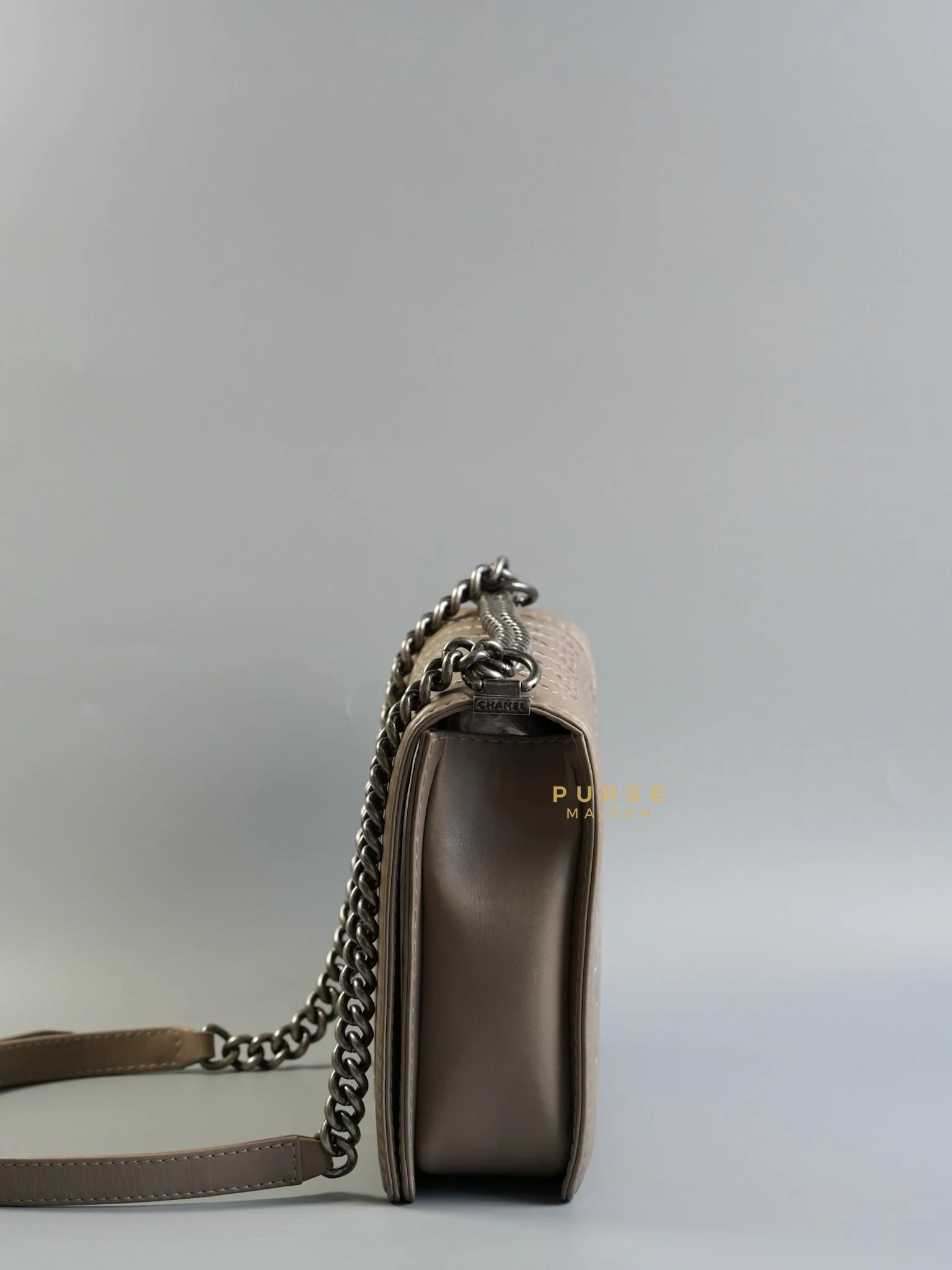 Chanel Le Boy Taupe Large Calfskin Leather and Ruthenium Hardware (Series 18) - Image 5