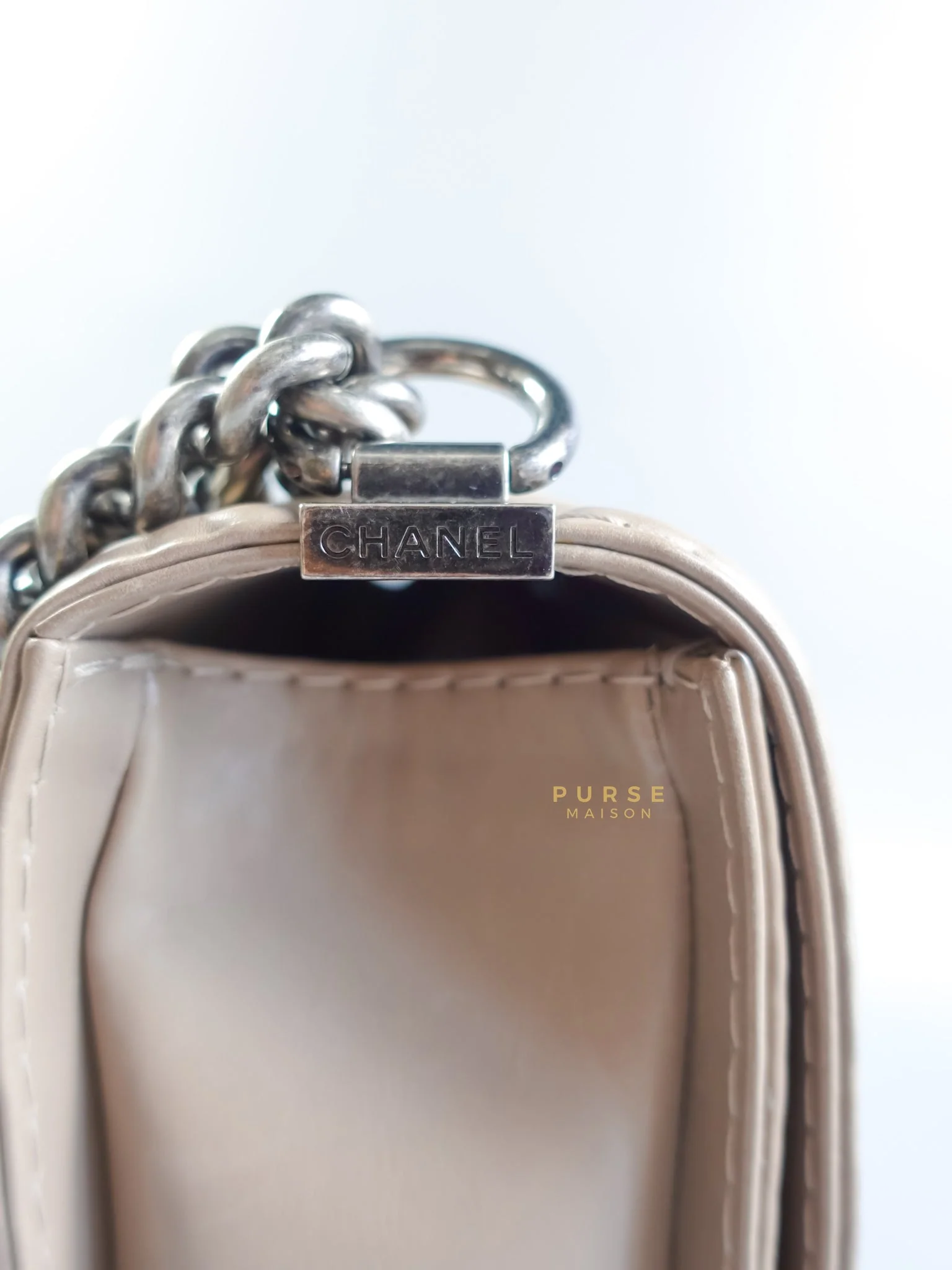 Chanel Le Boy Taupe Large Calfskin Leather and Ruthenium Hardware (Series 18) - Image 8