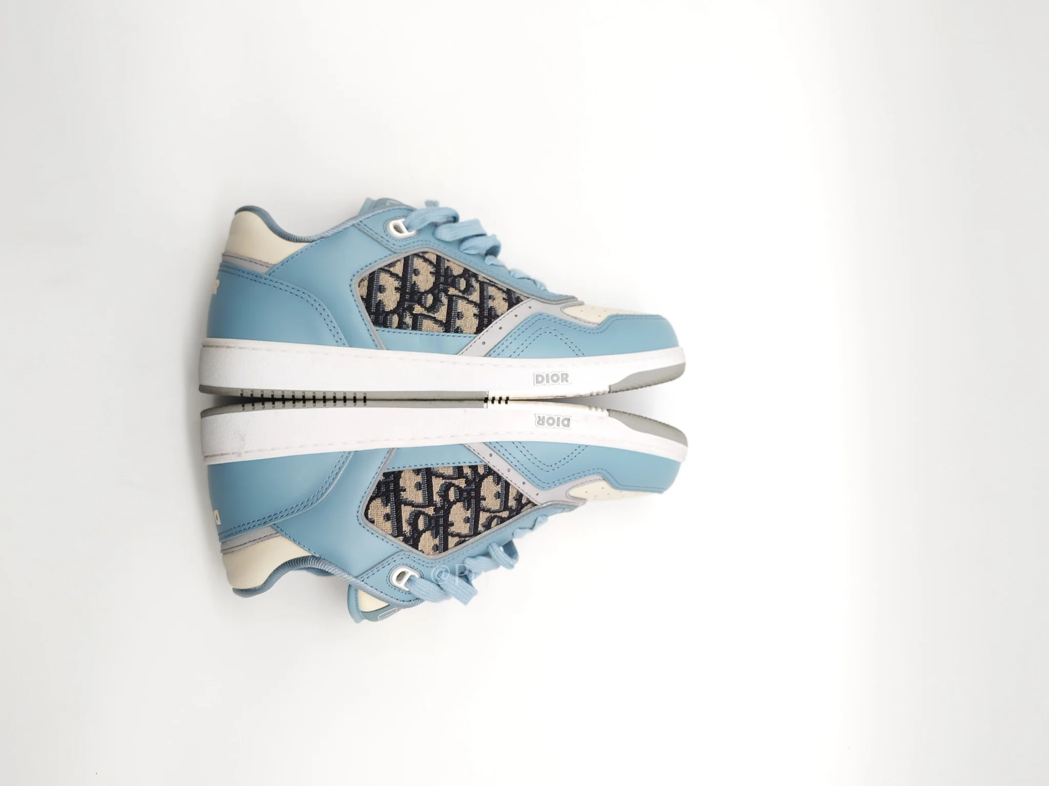 Christian Dior B-27 Low Top Sneaker Light Blue and Cream Size 41 EU (26 cm) - Image 9