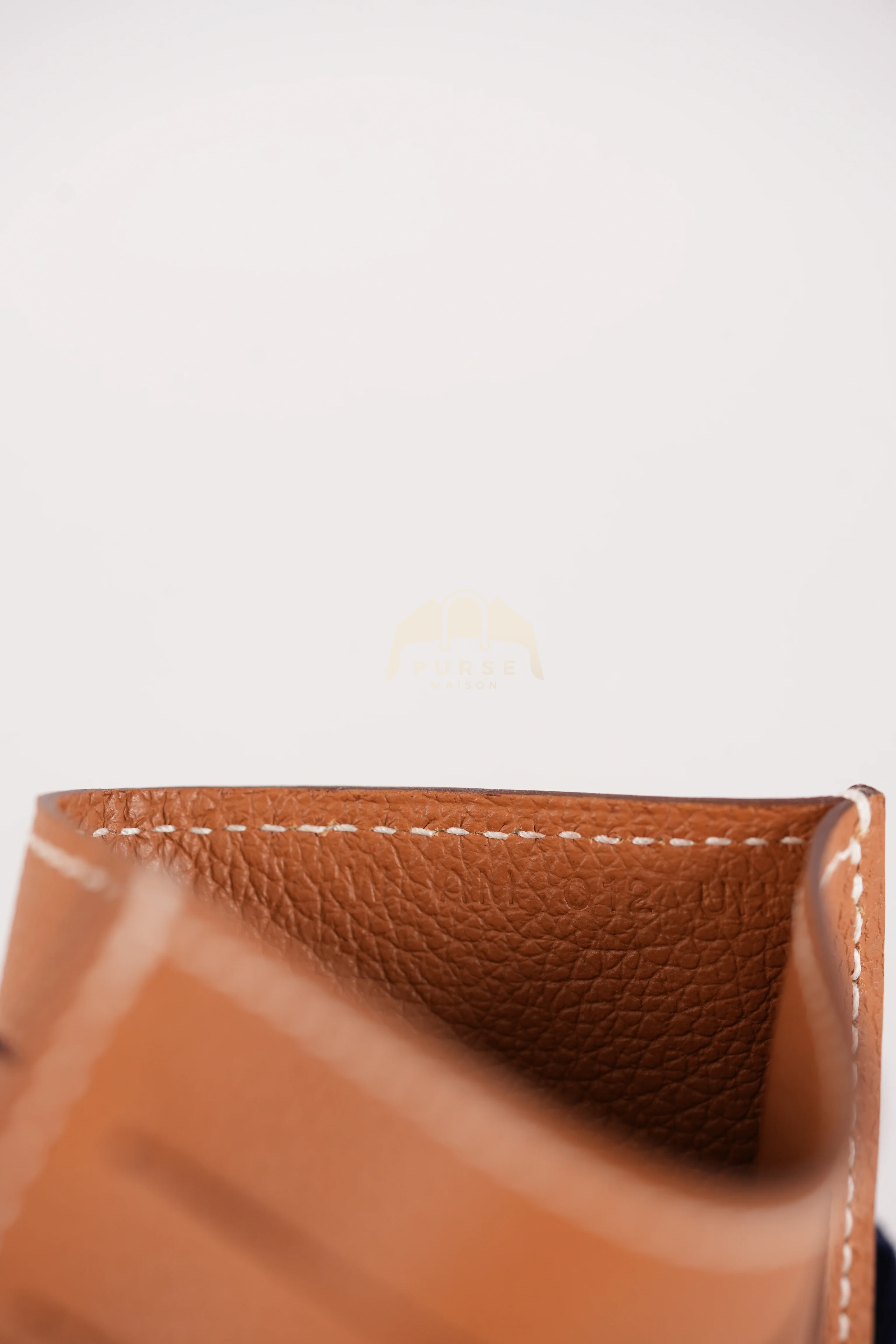 Hermes Citizen Twill Card Hold in Gold Evercolor Leather Stamp W (2024) - Image 15