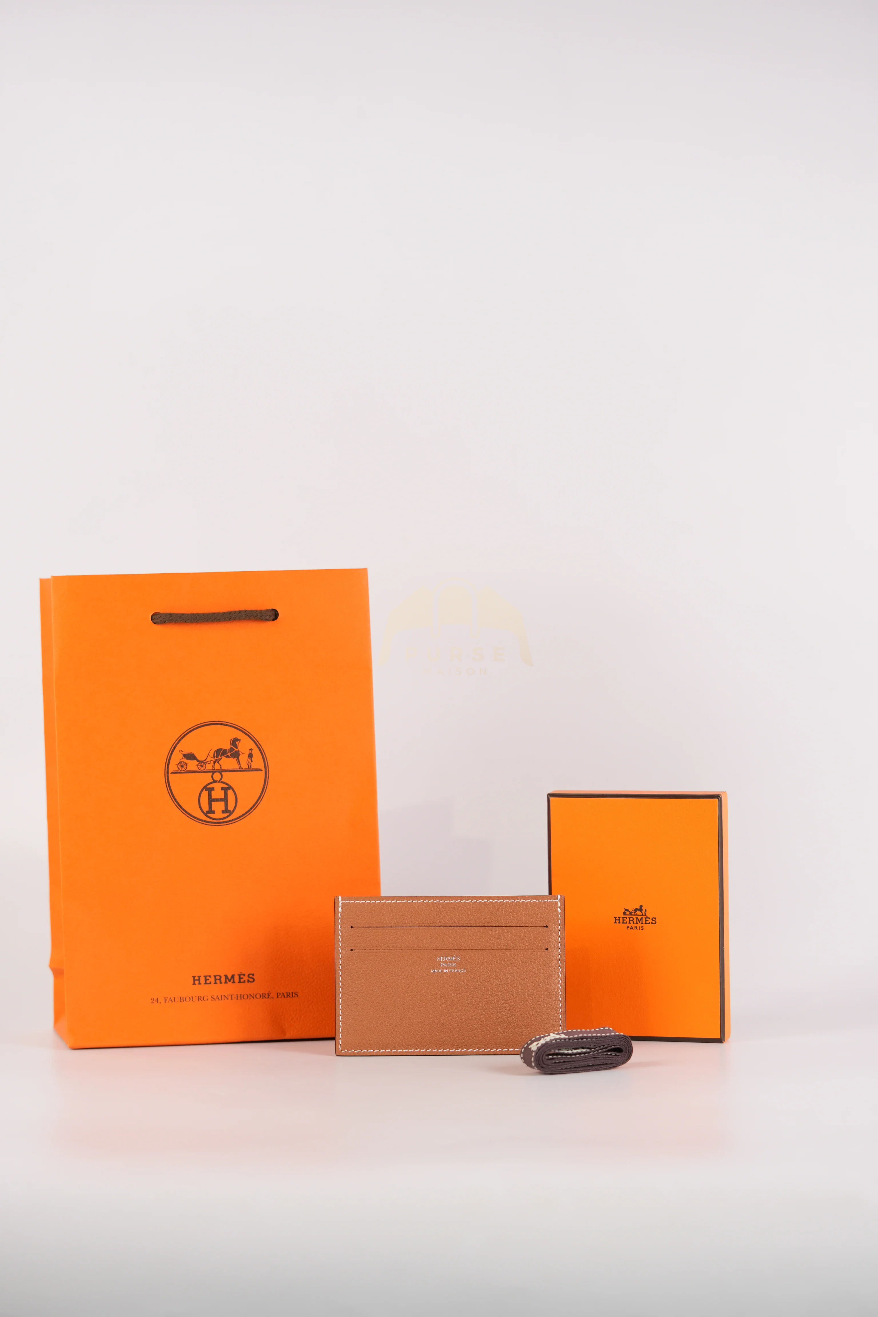 Hermes Citizen Twill Card Hold in Gold Evercolor Leather Stamp W (2024) - Image 16