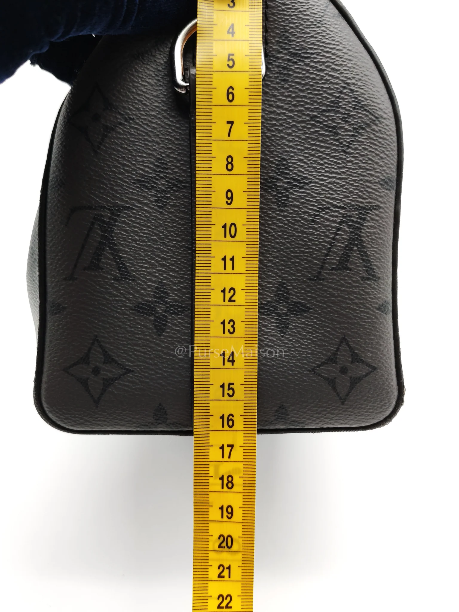 Louis Vuitton City Keepall Shoulder Bag in Monogram Eclipse Canvas (Microchip) - Image 36