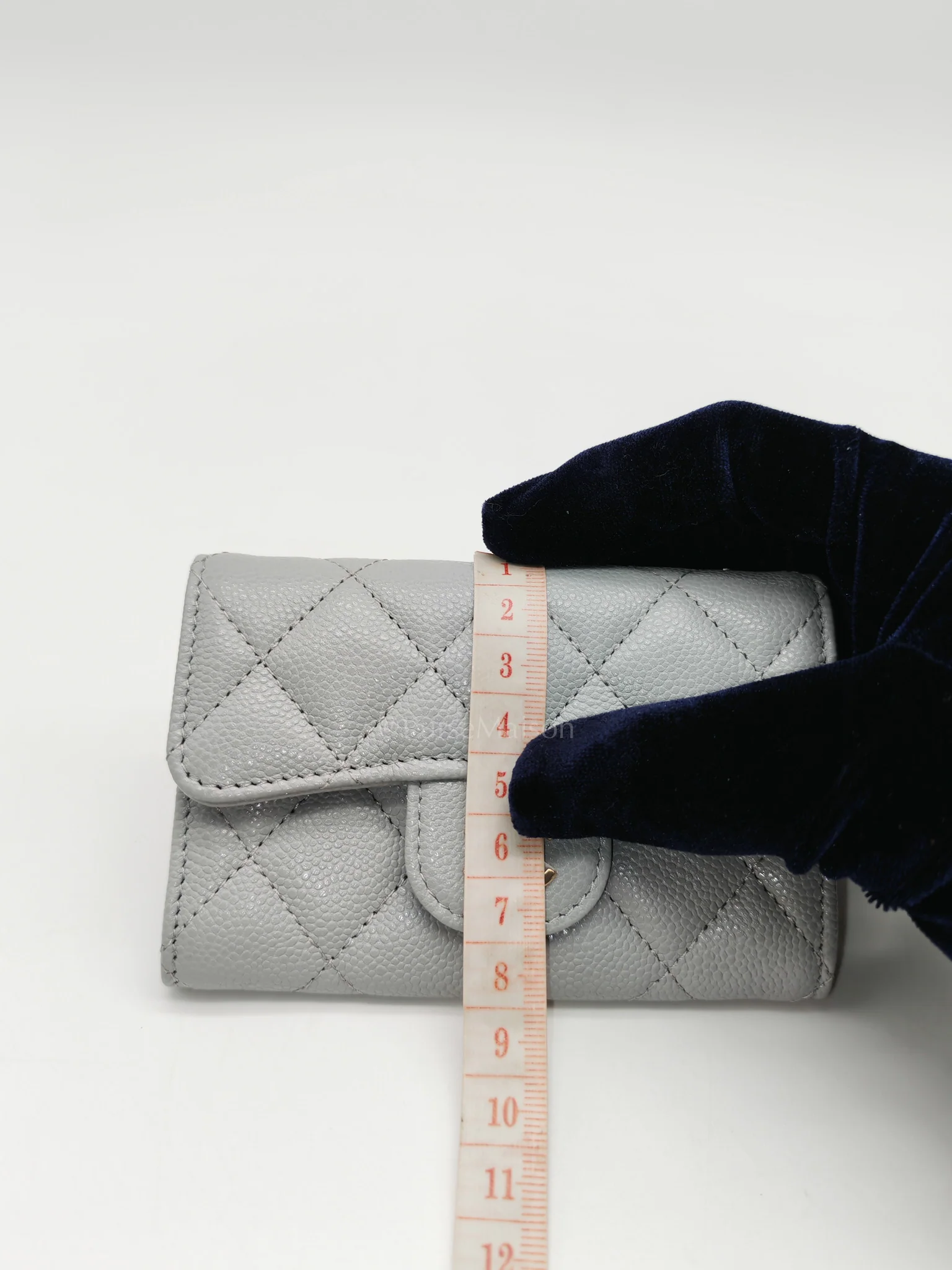 Chanel Classic Card Holder in Gray Caviar Leather Light Gold Hardware (Microchip) - Image 19