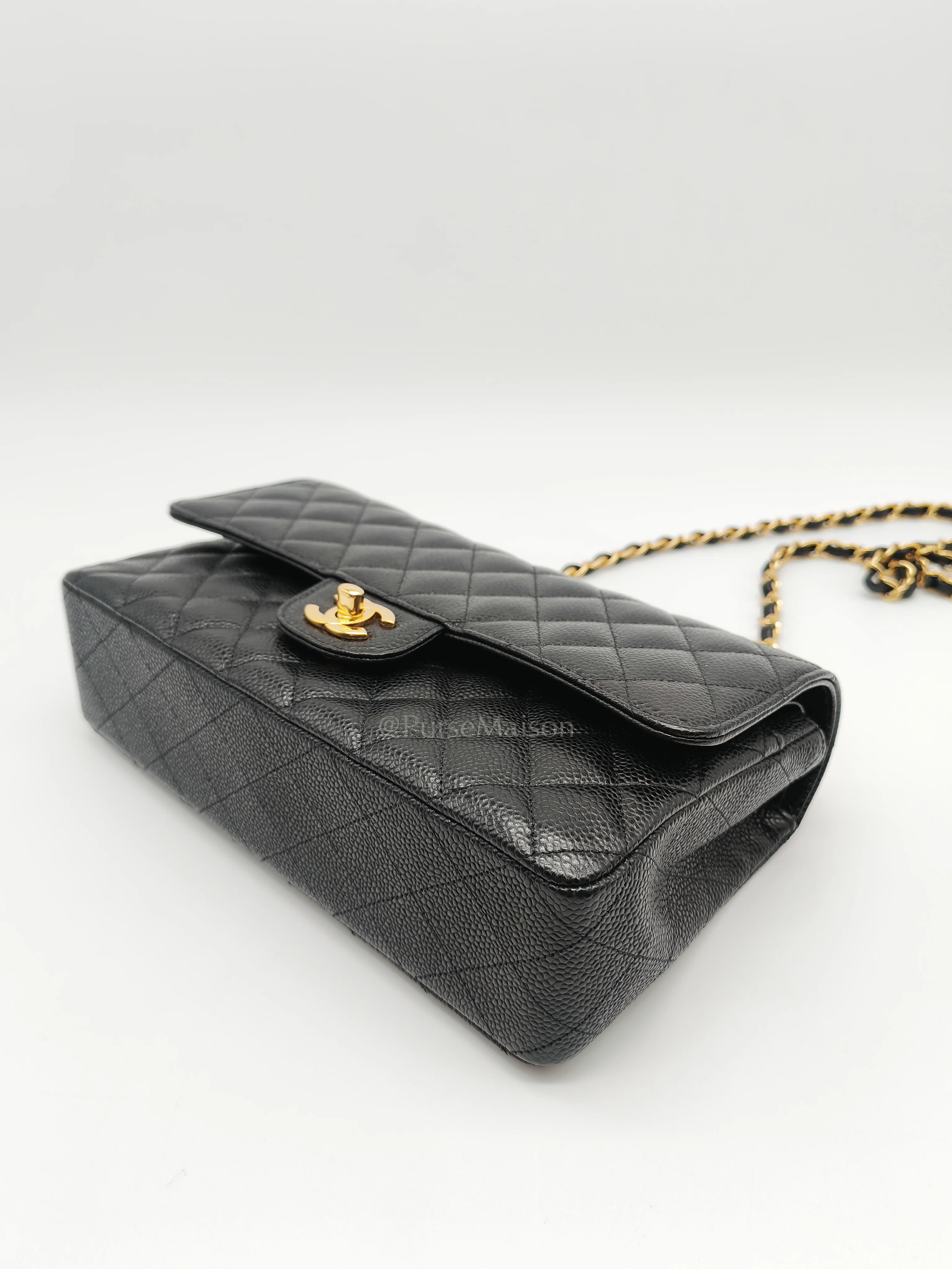 Chanel Classic Double Flap Medium Black Caviar Leather in Gold Hardware (Series 30) - Image 9