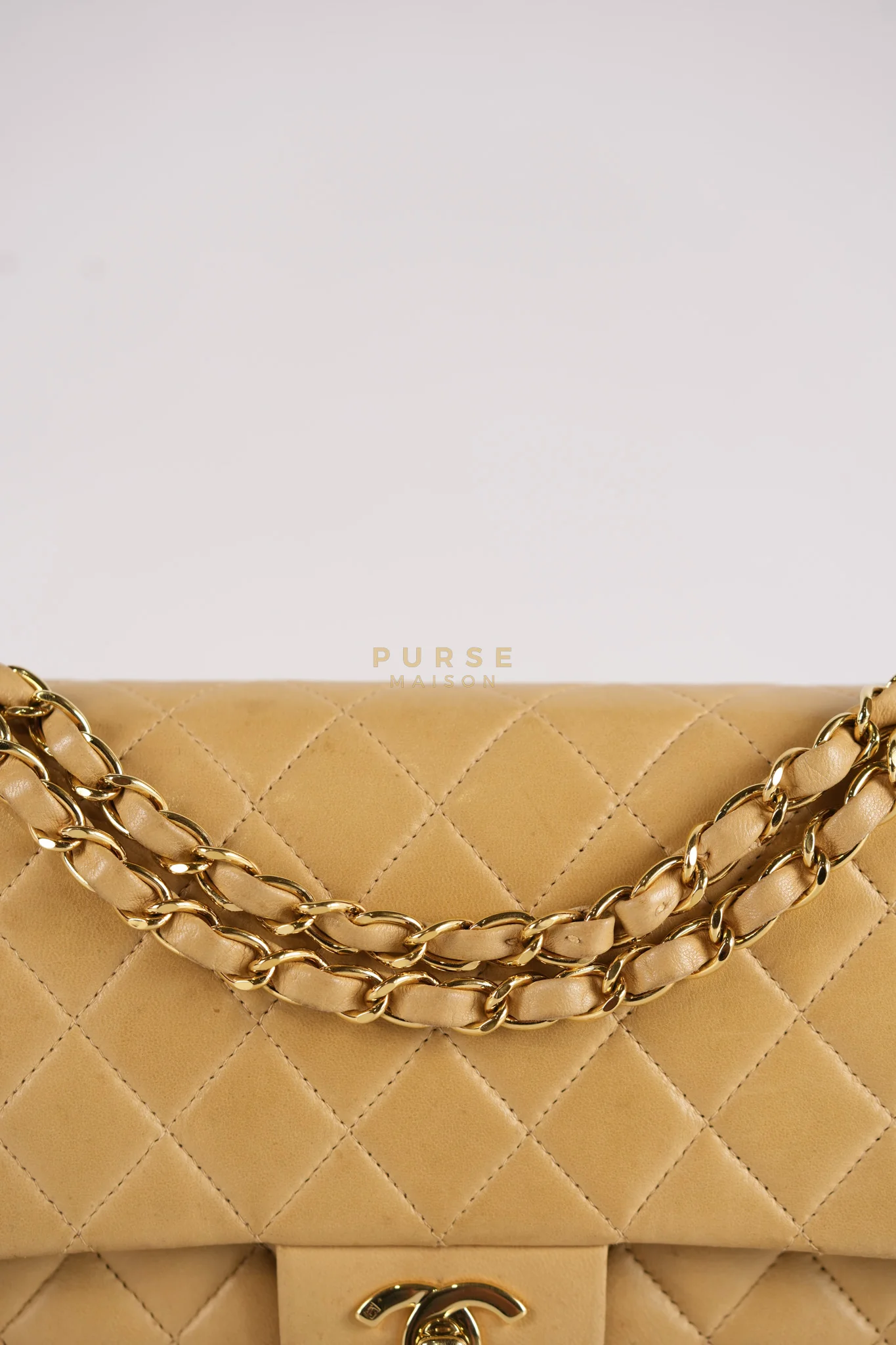 Chanel Classic Double Flap in Medium Vintage Lambskin Leather 24k Gold Hardware Series 7 - Image 23