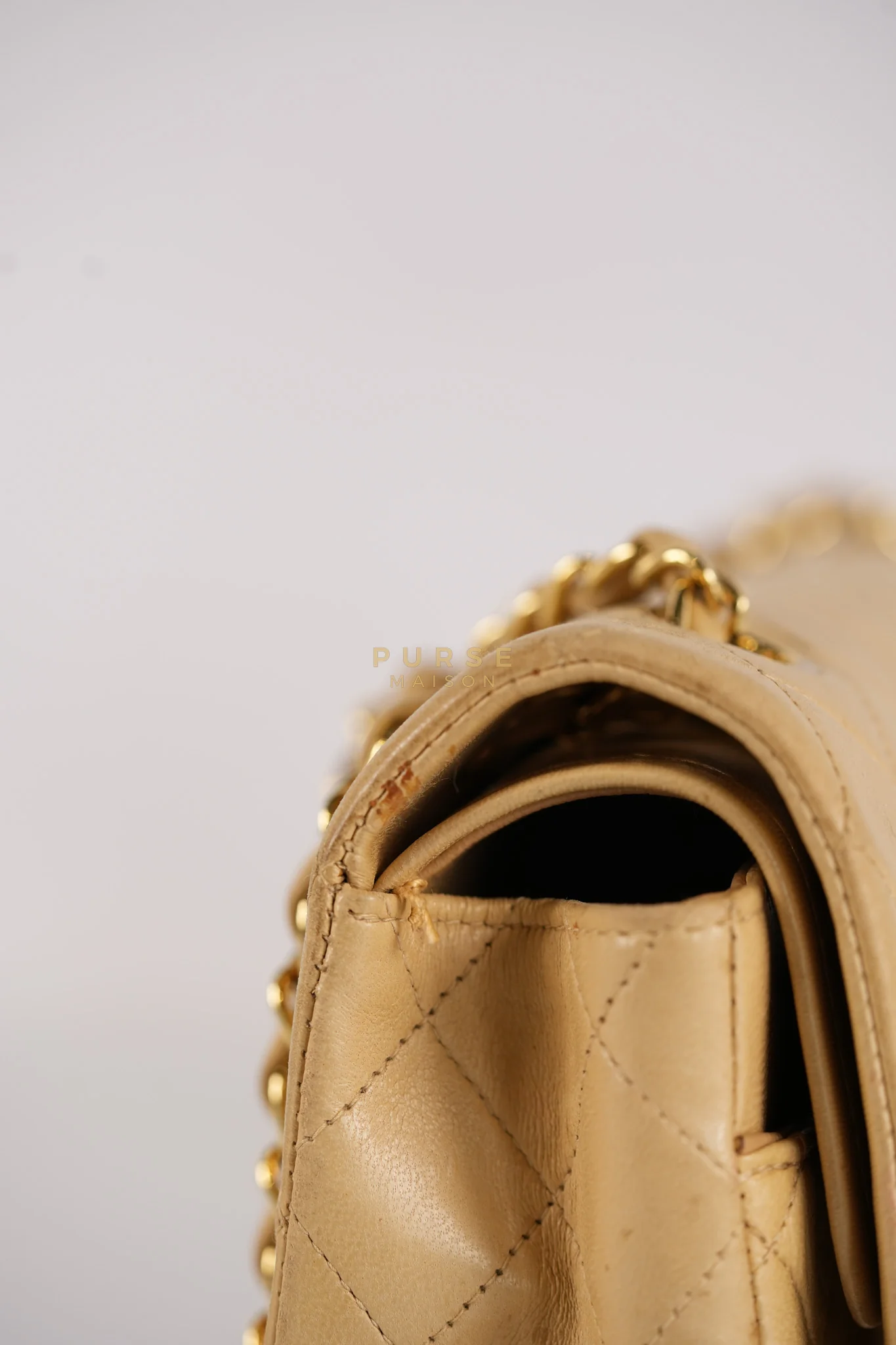 Chanel Classic Double Flap in Medium Vintage Lambskin Leather 24k Gold Hardware Series 7 - Image 31