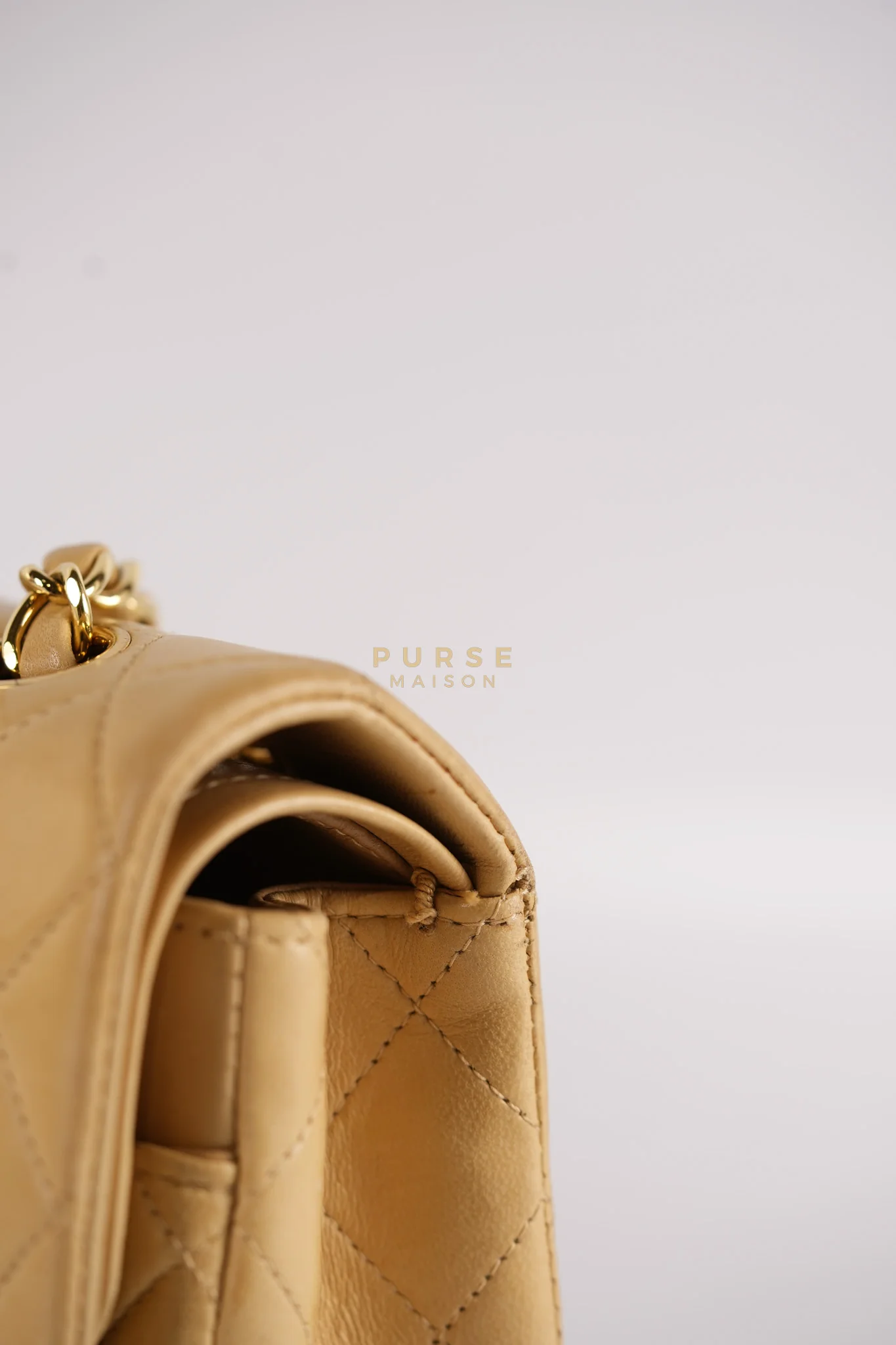 Chanel Classic Double Flap in Medium Vintage Lambskin Leather 24k Gold Hardware Series 7 - Image 38