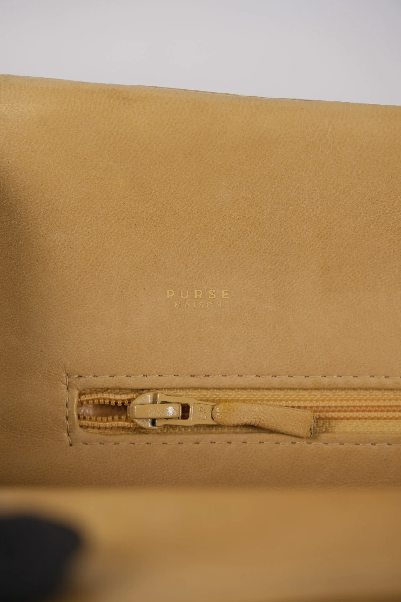 Chanel Classic Double Flap in Medium Vintage Lambskin Leather 24k Gold Hardware Series 7 - Image 46