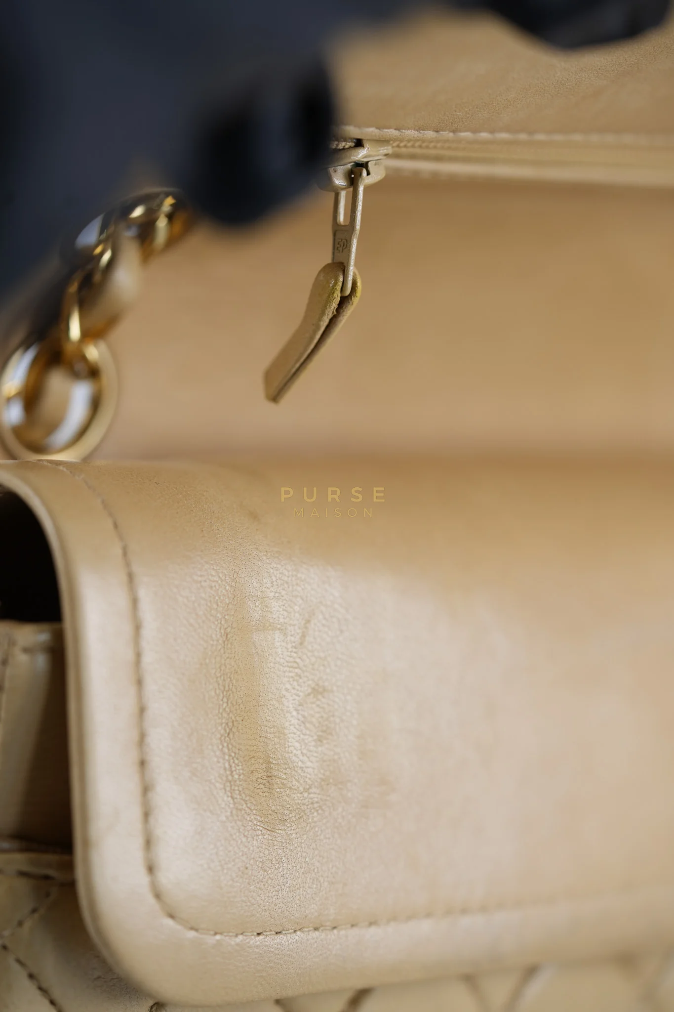Chanel Classic Double Flap in Medium Vintage Lambskin Leather 24k Gold Hardware Series 7 - Image 54
