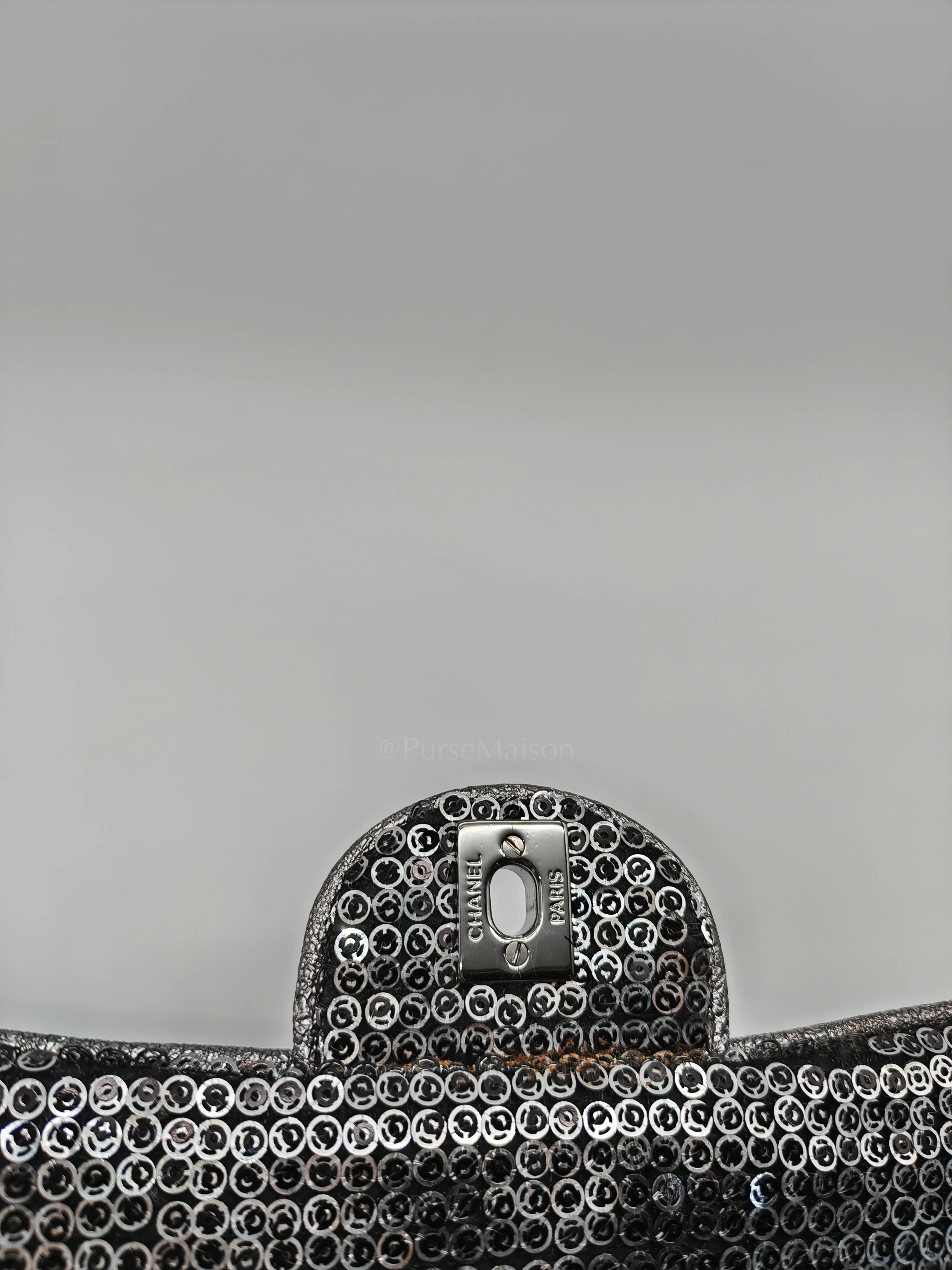 Chanel Classic Single Flap Bag in Silver Sequins & Silver Hardware Series 11 - Image 14