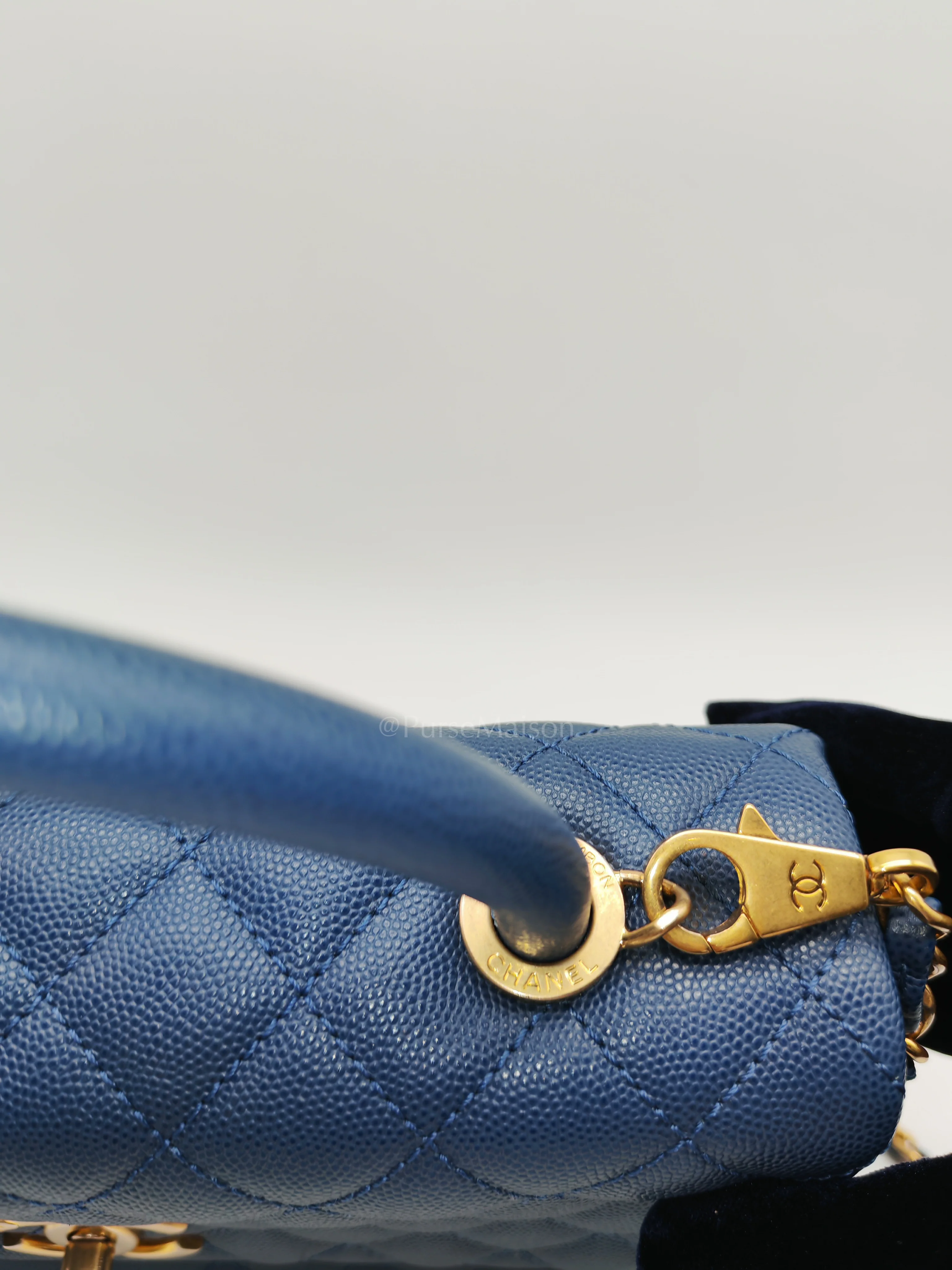 Chanel Coco Handle Medium in Blue Quilted Caviar Leather & Aged Gold Hardware Series 24 - Image 14