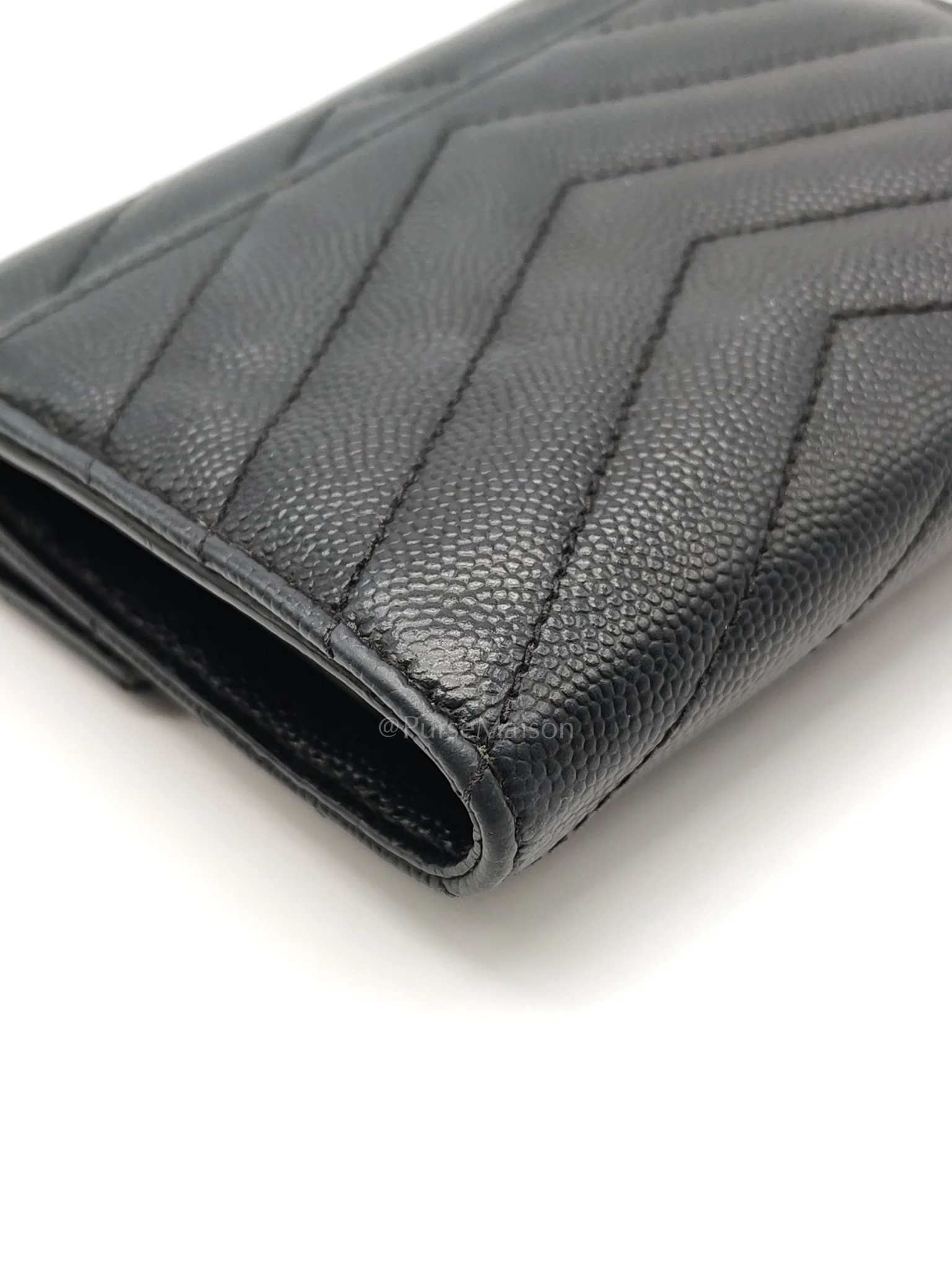 Yves Saint Laurent Compact Tri-fold Wallet In Black Grain de Poudre Embossed Leather & Silver Hardware - Image 12