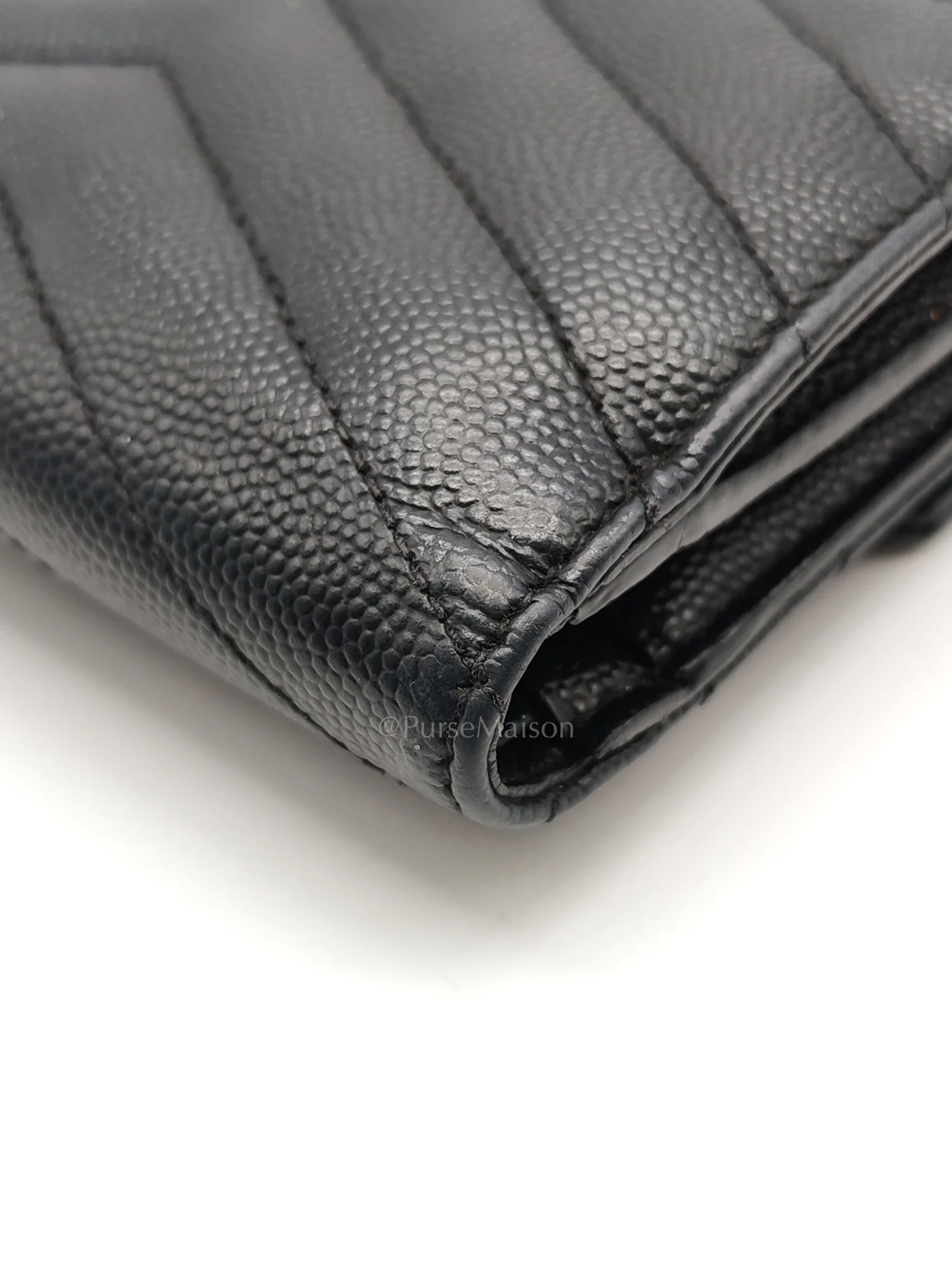 Yves Saint Laurent Compact Tri-fold Wallet In Black Grain de Poudre Embossed Leather & Silver Hardware - Image 14
