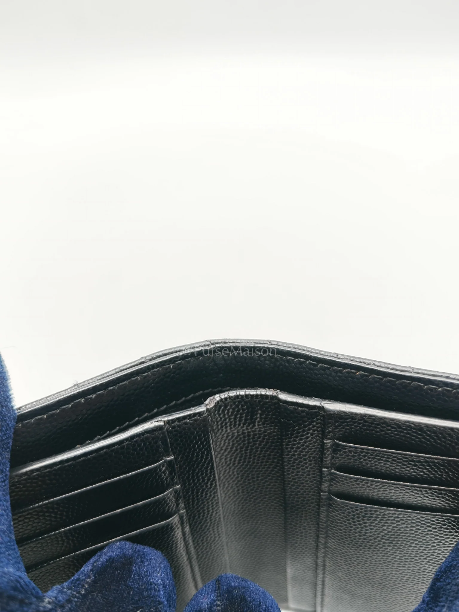 Yves Saint Laurent Compact Tri-fold Wallet In Black Grain de Poudre Embossed Leather & Silver Hardware - Image 27