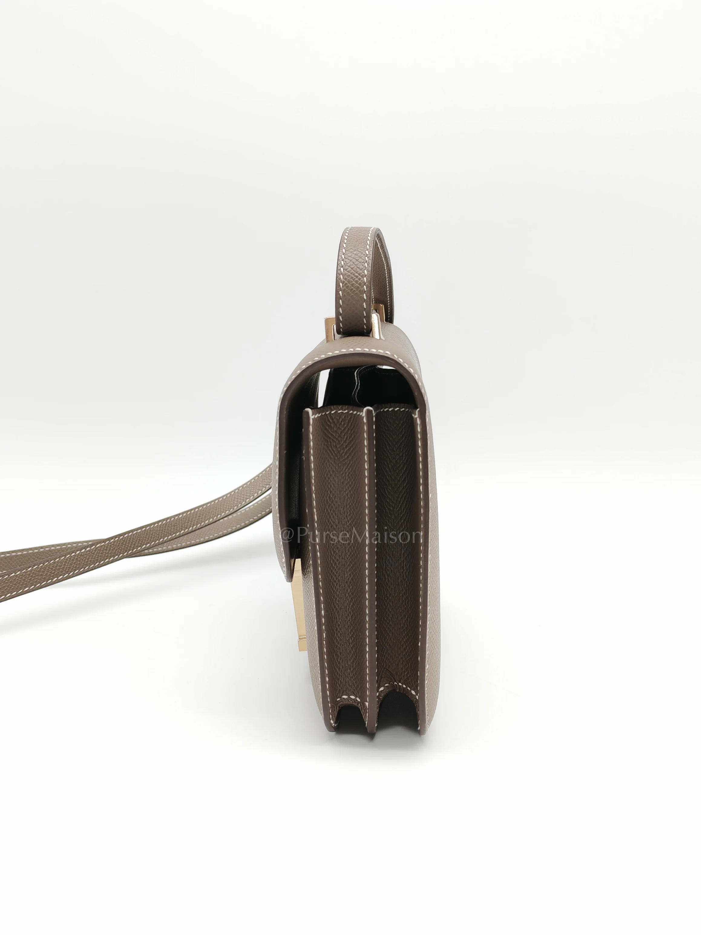 Hermes Constance 18 Etoupe in Epsom Leather and Brushed Gold Hardware Stamp K (2025) - Image 6