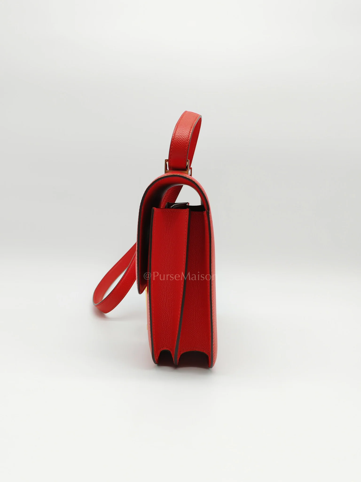 Hermes Constance 24 in Red Epsom Leather and Gold Hardware Stamp D(2019) - Image 5