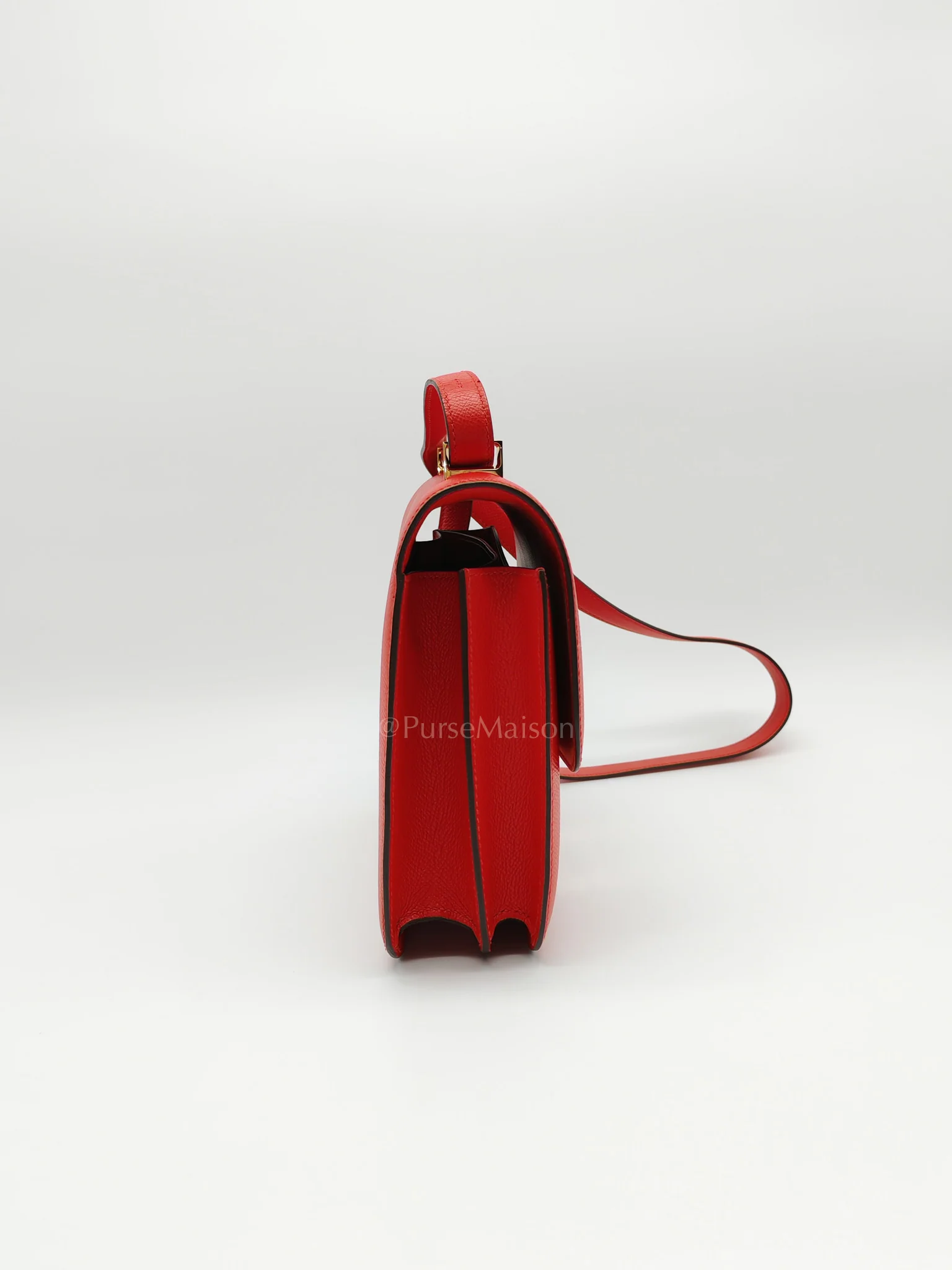 Hermes Constance 24 in Red Epsom Leather and Gold Hardware Stamp D(2019) - Image 6