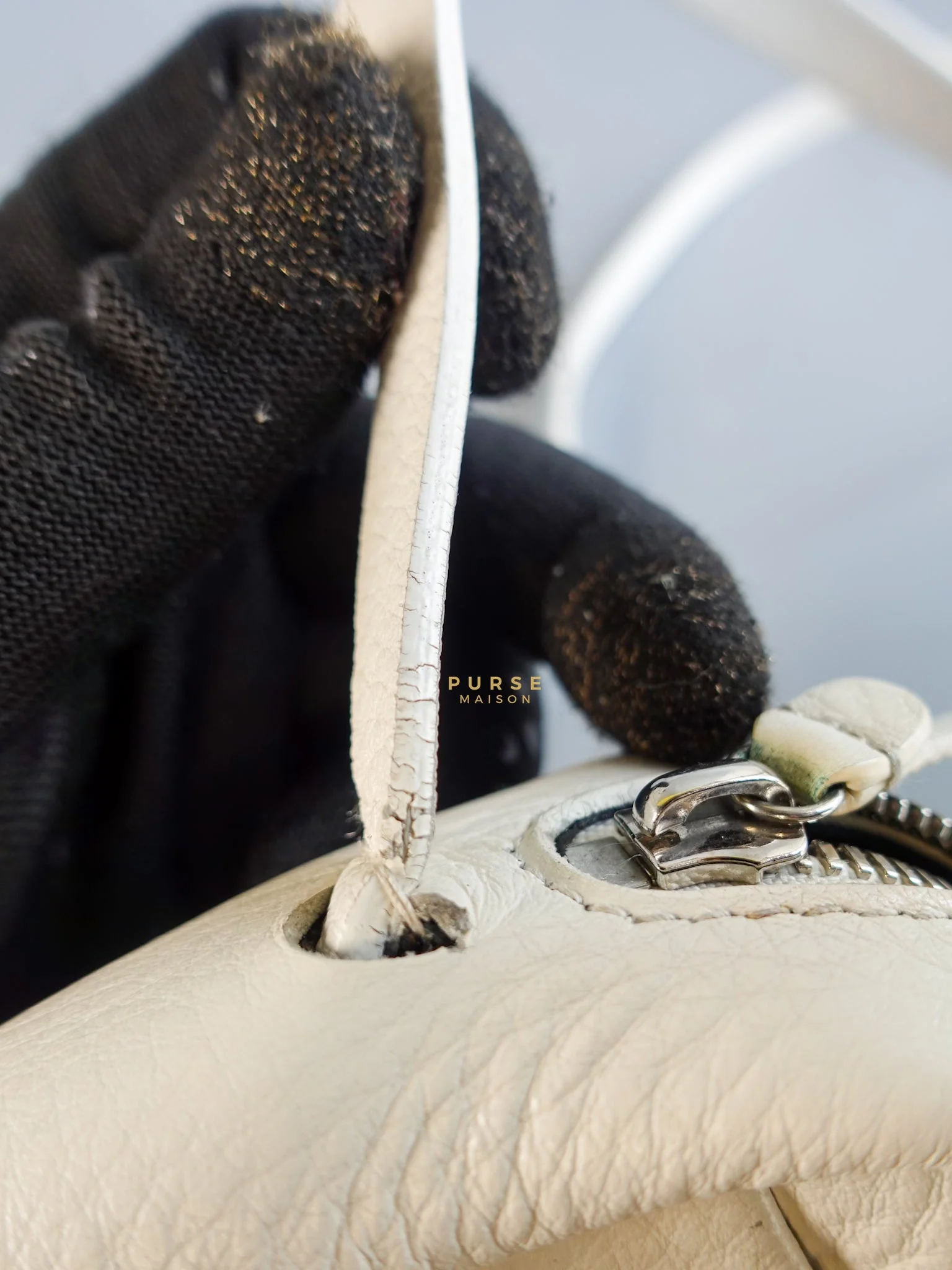 Balenciaga Camera Sling Bag in White Leather - Image 21