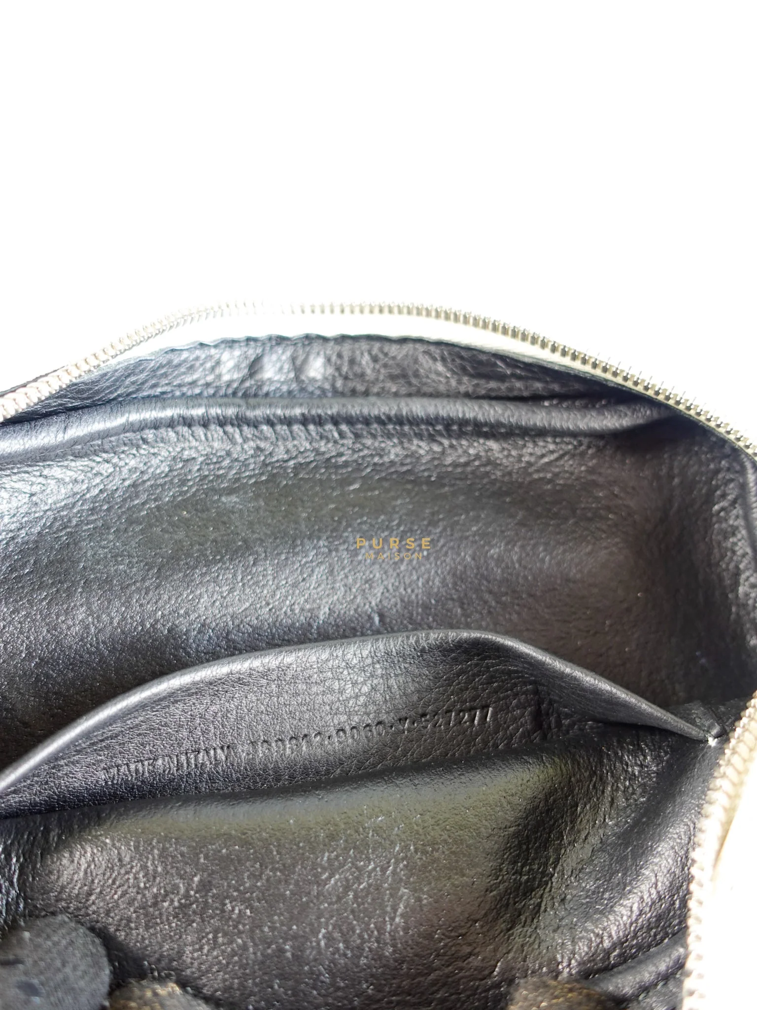 Balenciaga Camera Sling Bag in White Leather - Image 29